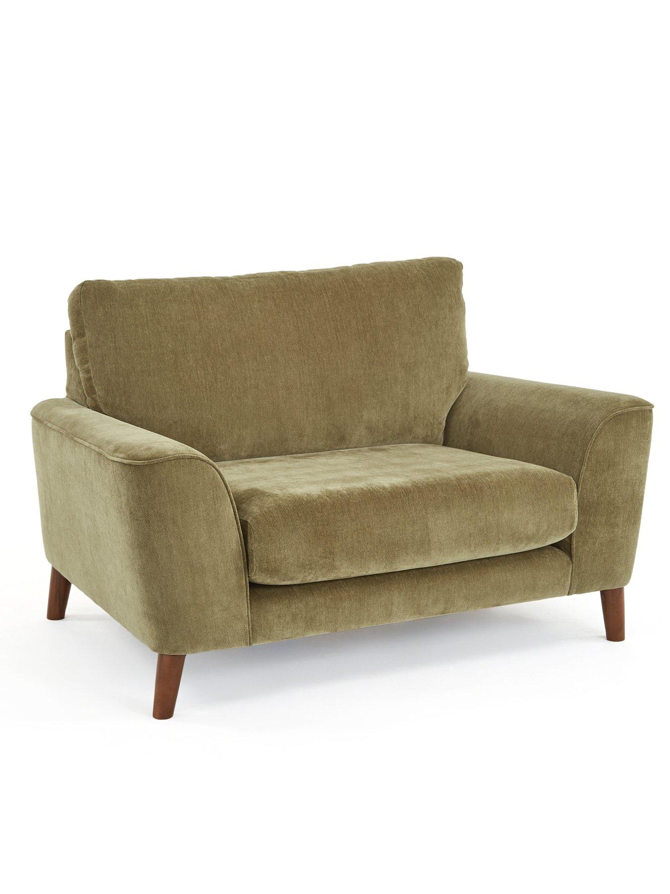 Image 3 of 6 of The Very Collection Aiyanna Snuggle Chair