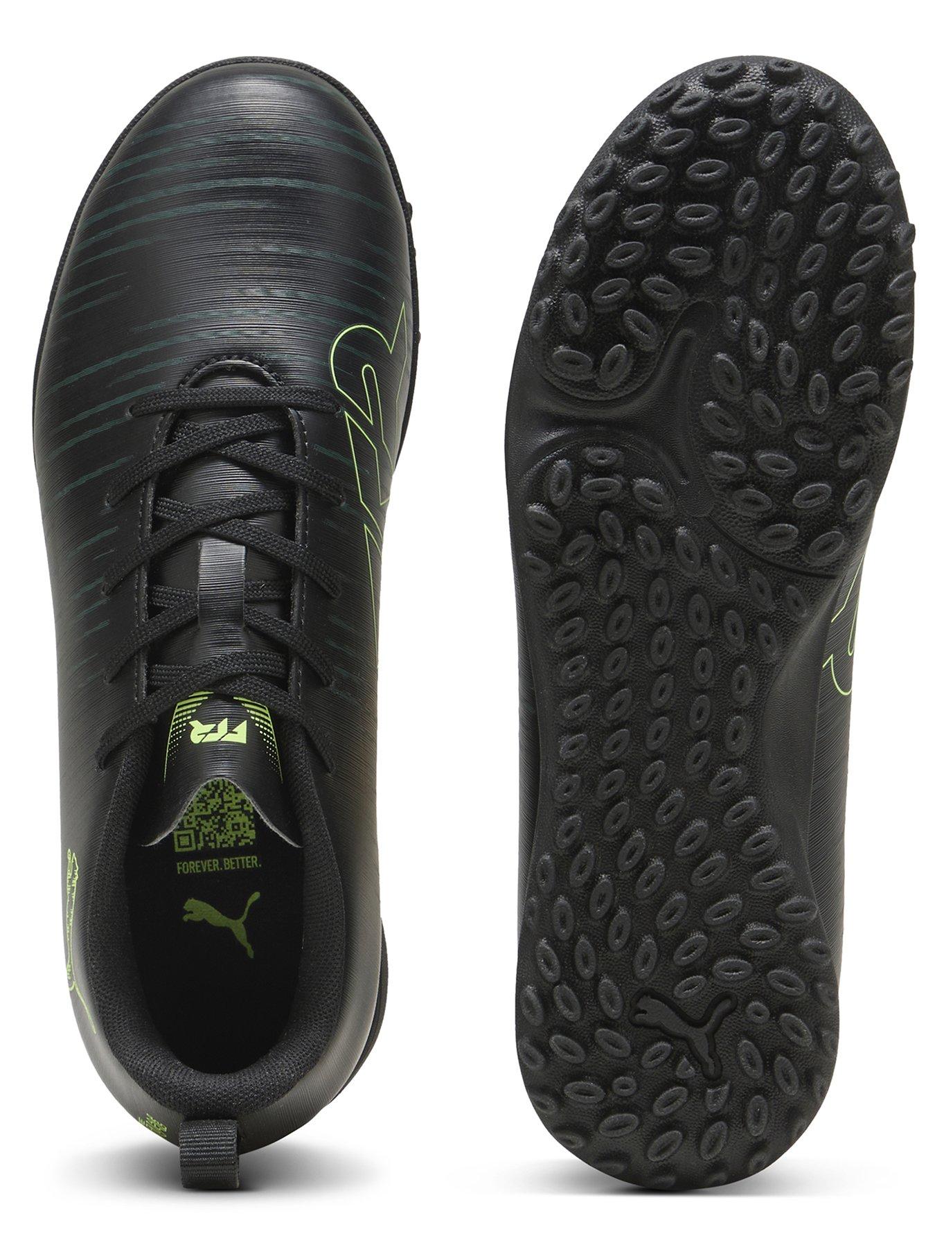 puma-junior-future-8-play-astro-turf-football-boots-blackoutfit
