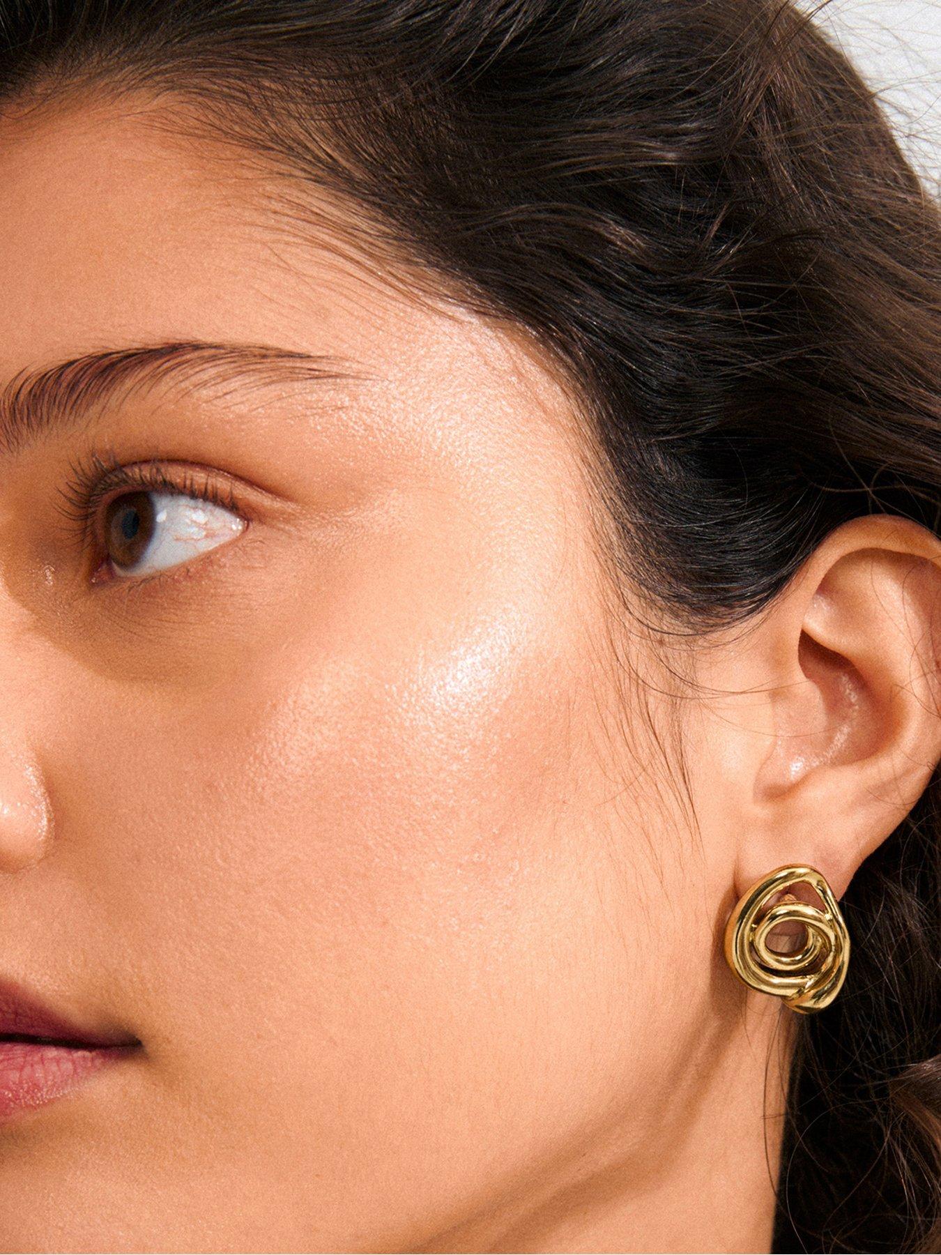 pilgrim-unfold-earrings-gold-platedoutfit