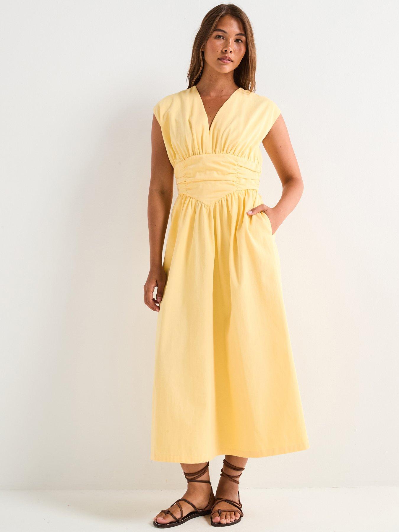 V by Very Shirred Waist V-Neck Midaxi Dress - Yellow