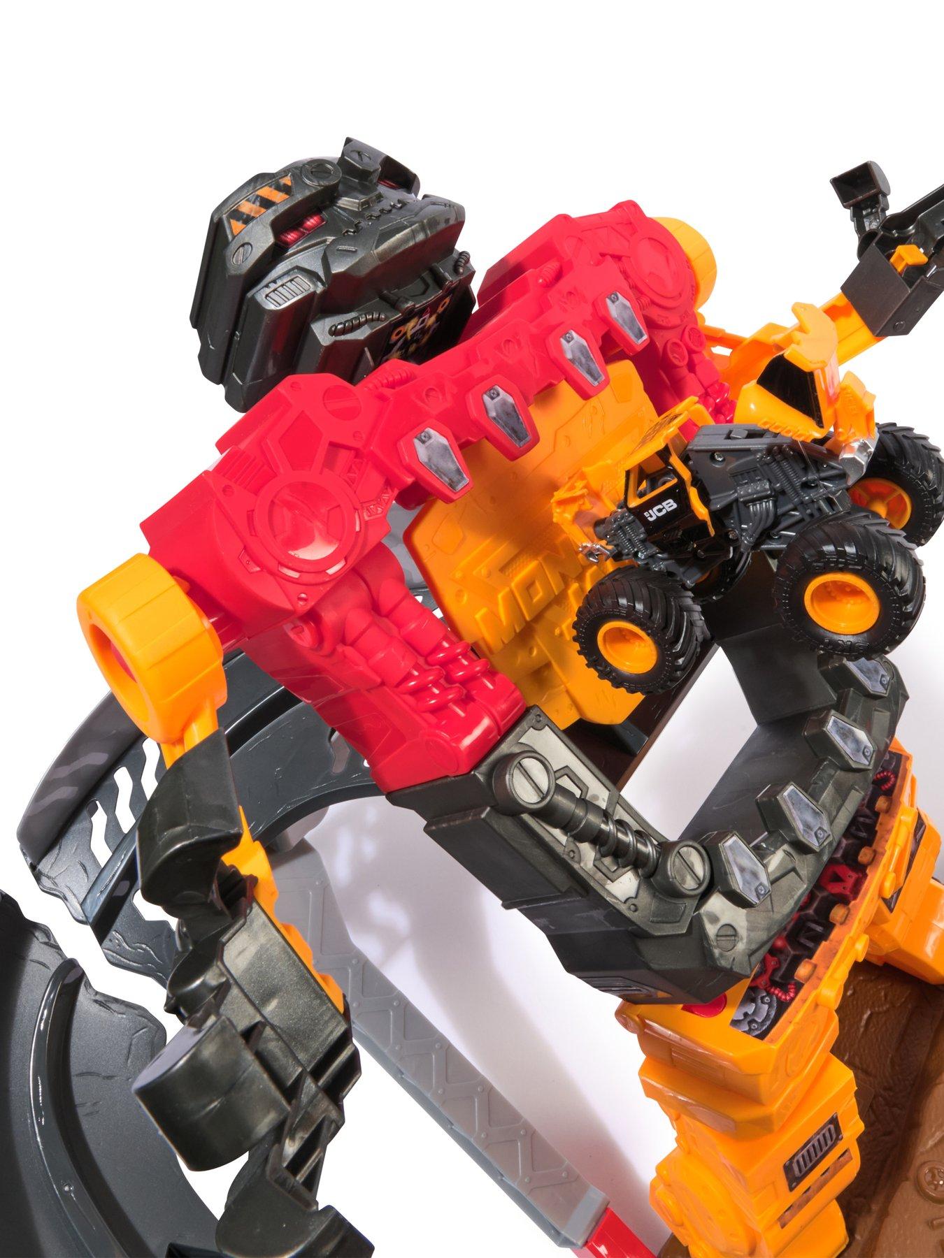 Image 4 of 7 of Monster Jam Smash &amp; Bash SmashBot&nbsp;Playset