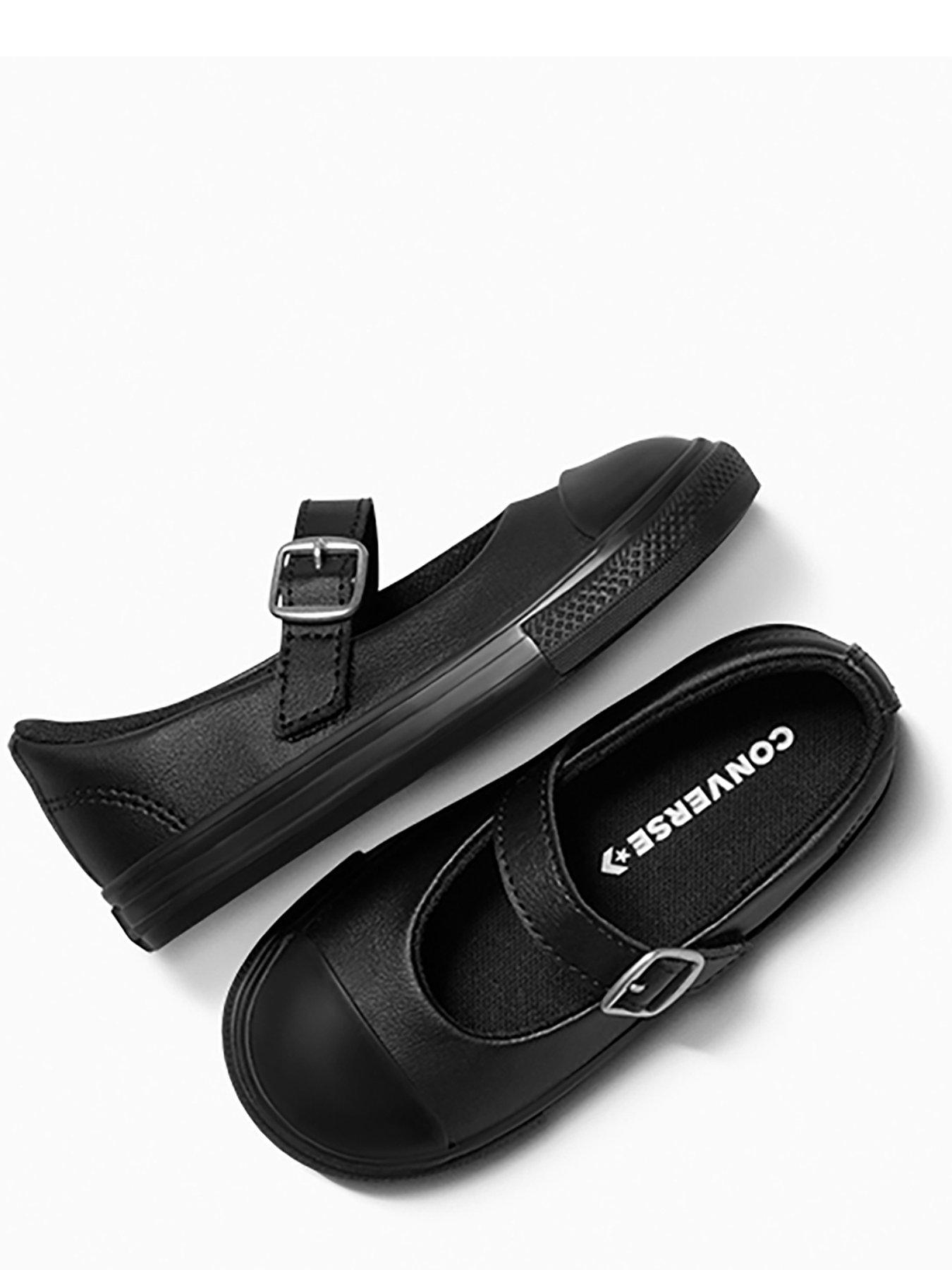 converse-infants-chuck-taylor-all-star-dainty-mary-jane-easy-on-low-top-blackoutfit
