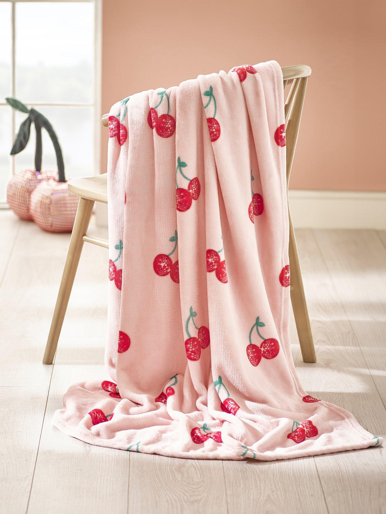 Catherine Lansfield Disco Cherries Throw- 200x240cm