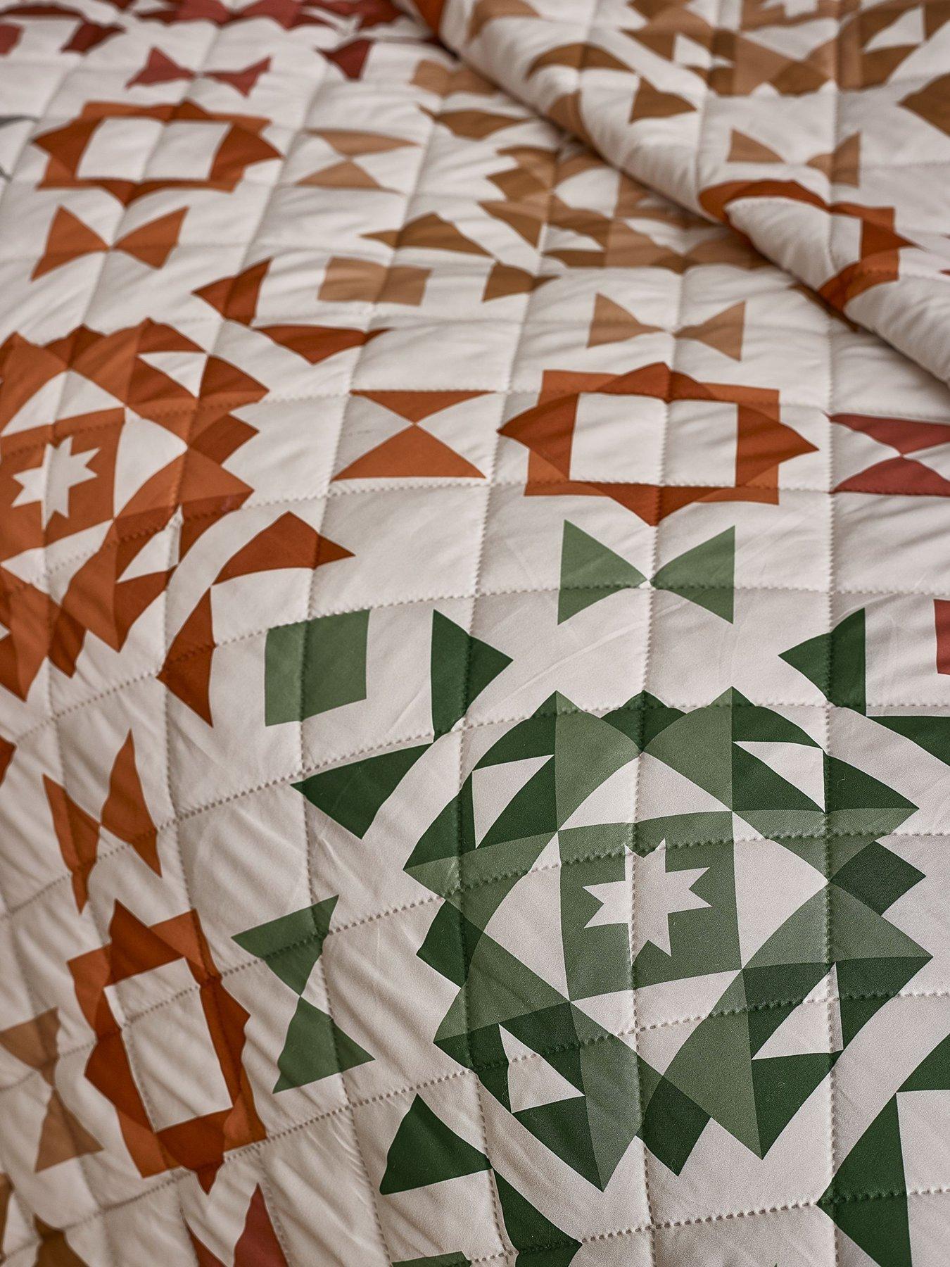 catherine-lansfield-autumn-patchwork-bedspread--220x230cmback