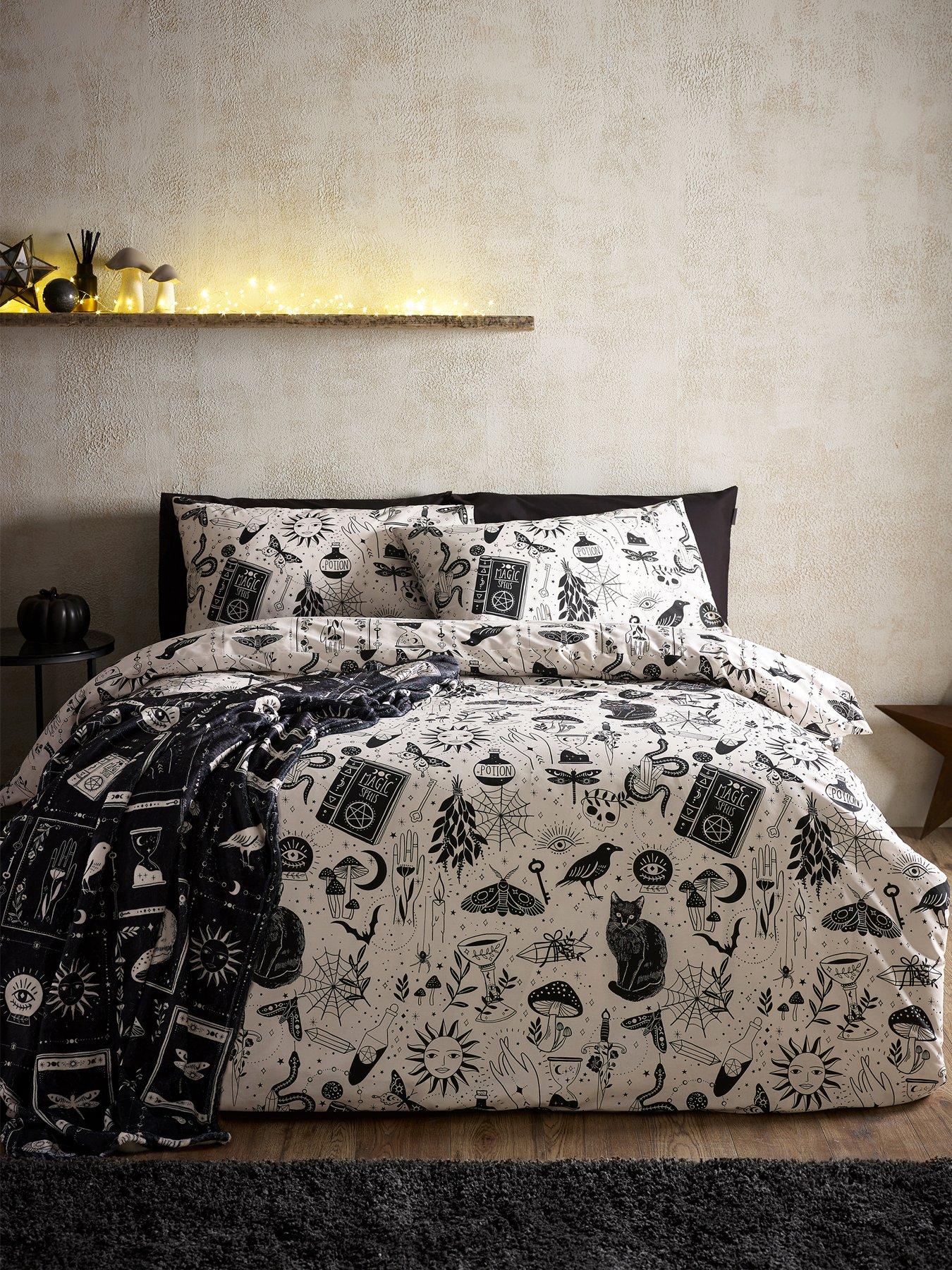 catherine-lansfield-enchanted-witchcraft-halloween-duvet-set