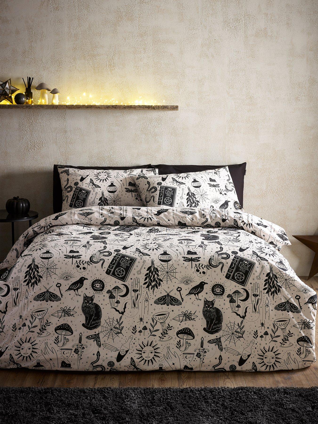 catherine-lansfield-enchanted-witchcraft-halloween-duvet-setback