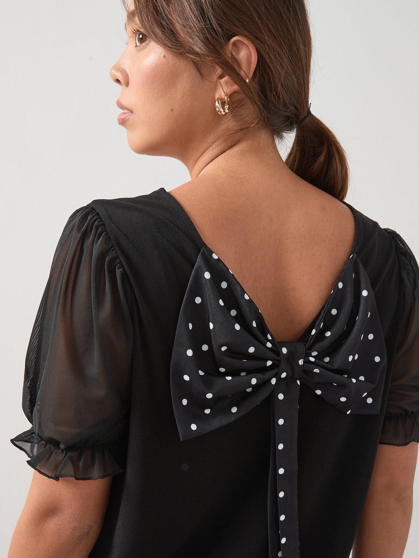 v-by-very-curve-spot-bow-back-short-sleeve-top-blackoutfit