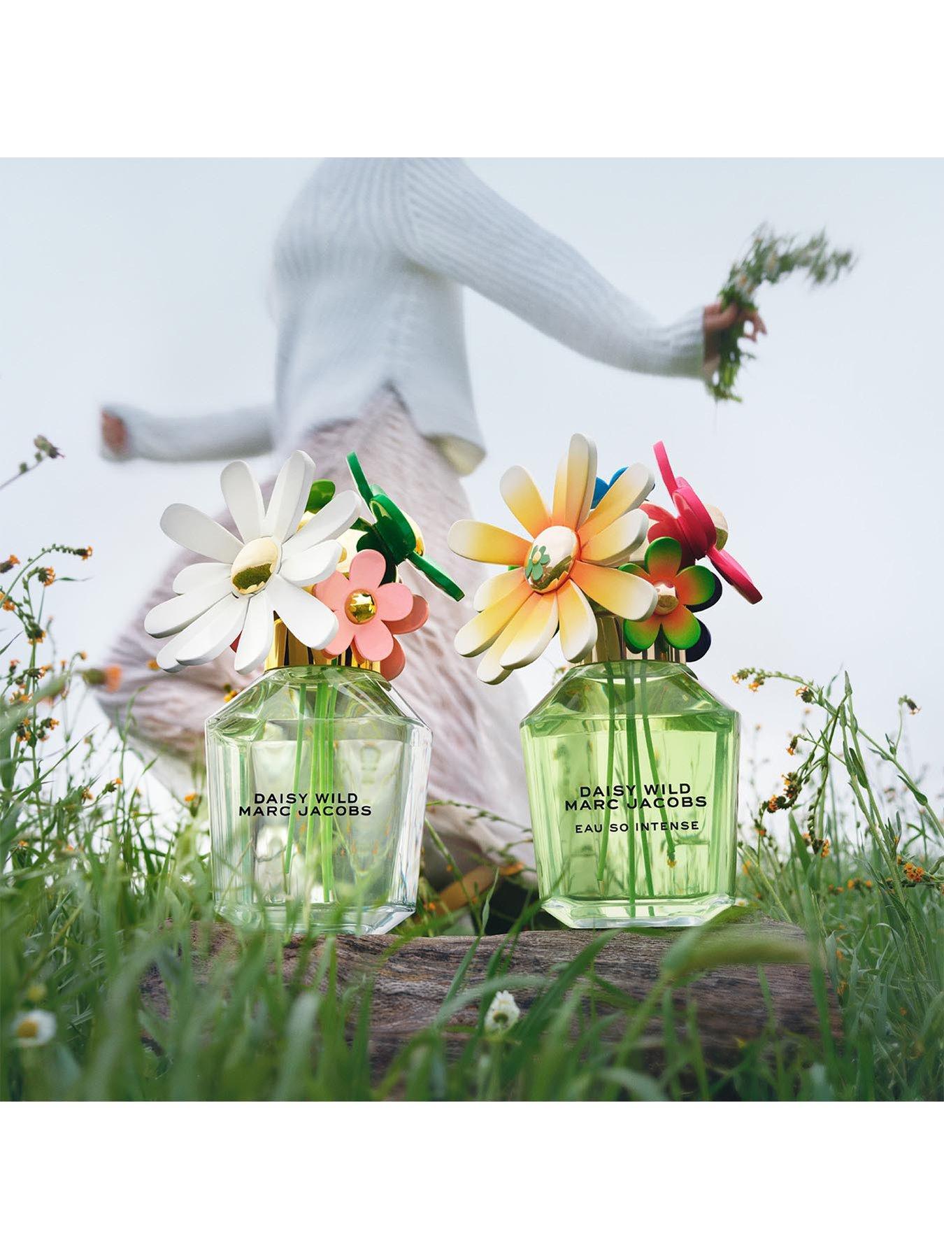 Image 6 of 7 of MARC JACOBS Marc Jacobs Daisy Wild Eau So Intense Eau de Parfum, 30ml
