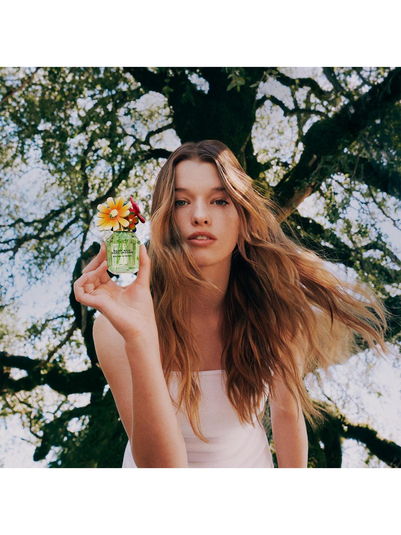 marc-jacobs-marc-jacobs-daisy-wild-eau-so-intense-eau-de-parfum-100mldetail