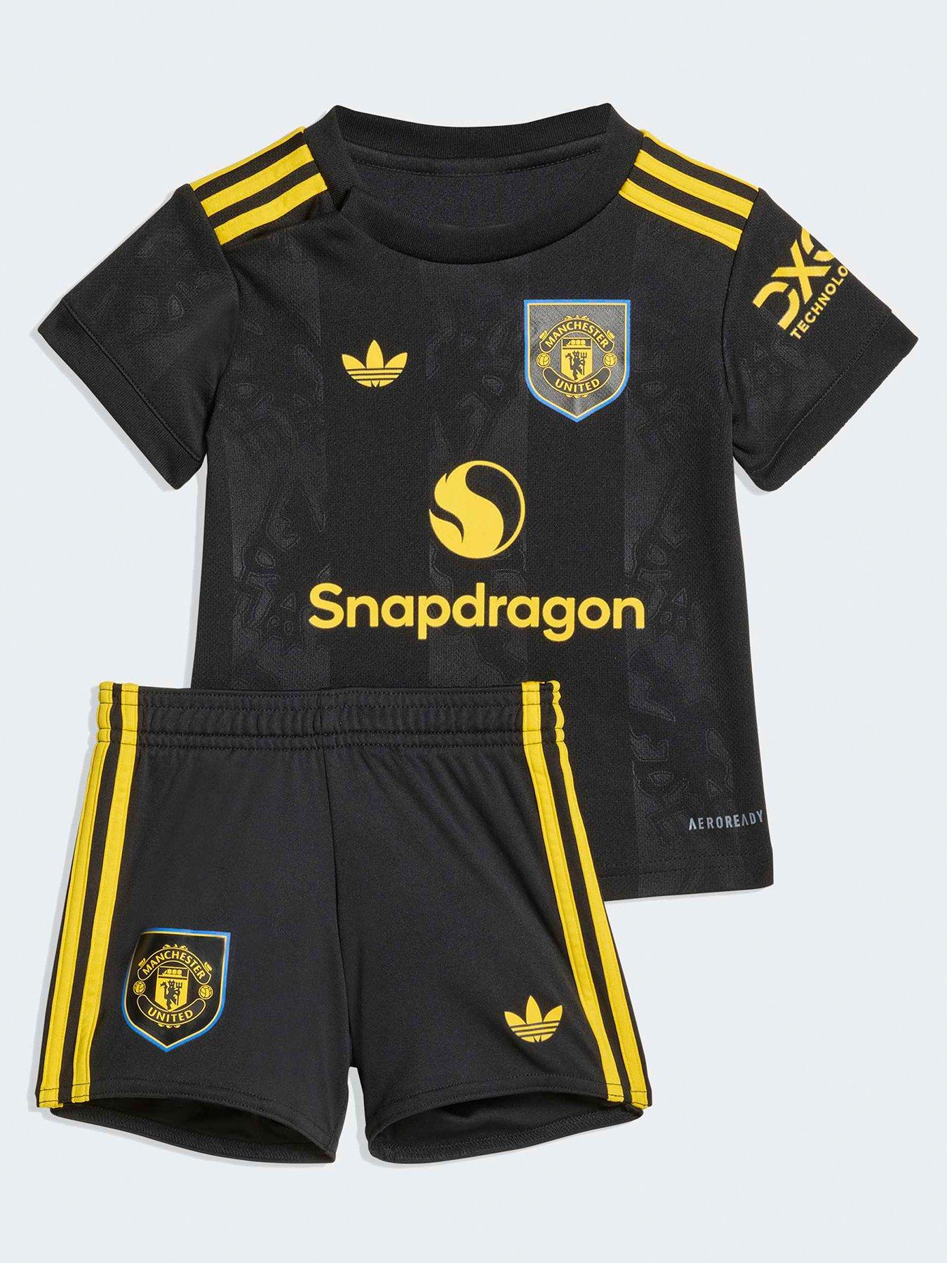 adidas-infant-manchester-united-2526-third-baby-football-kit-black