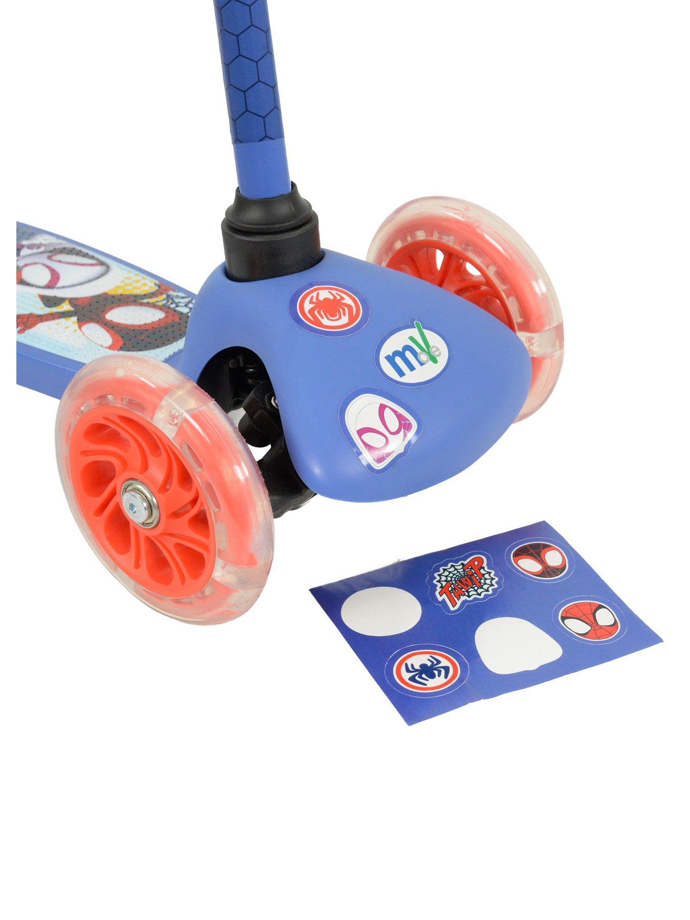 spidey-and-his-amazing-friends-tilt-n-turn-scooter-with-light-up-wheels-and-stickersoutfit