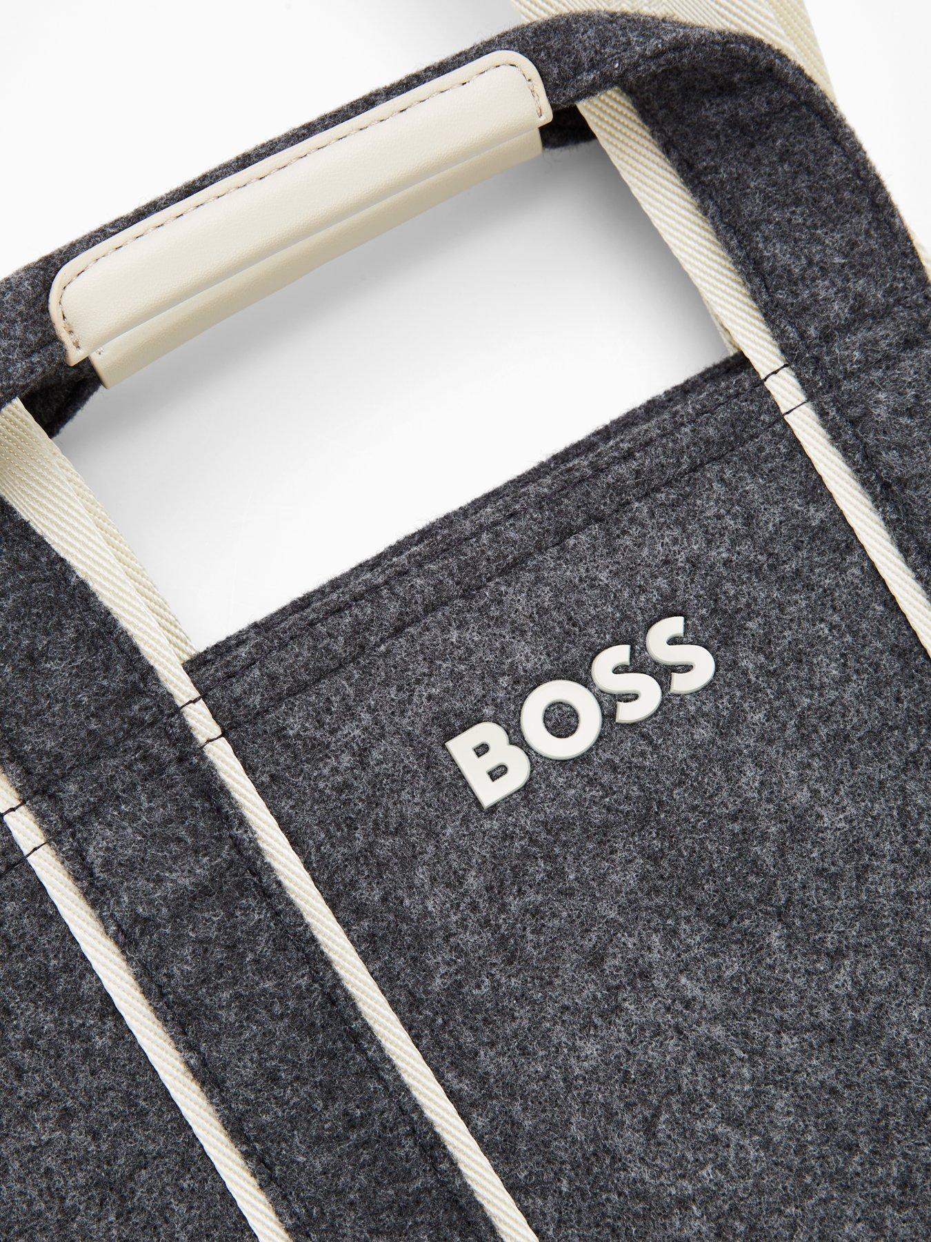 boss-palmah-tote-bag-dark-greyoutfit