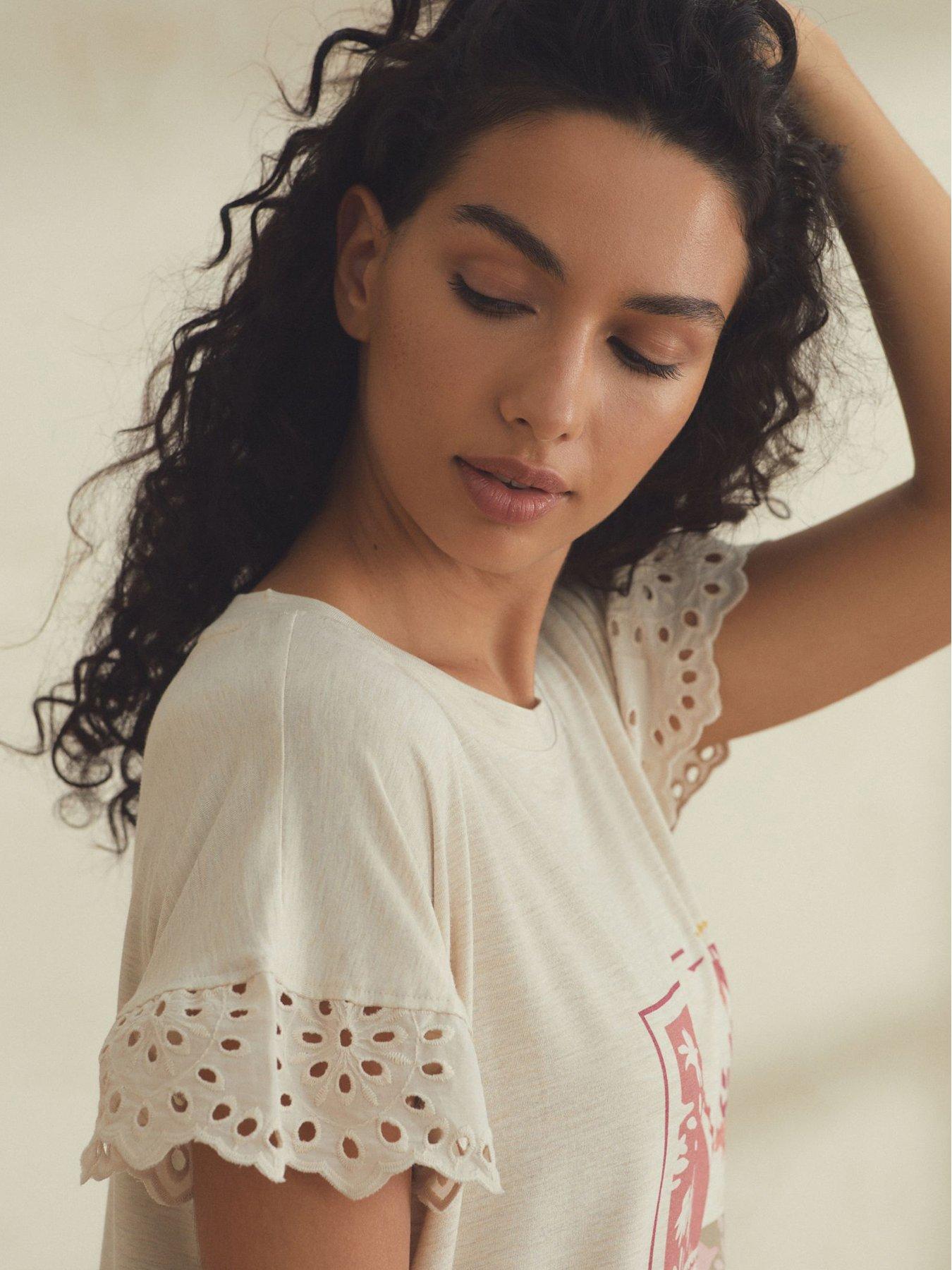 b-by-ted-baker-wall-tee-and-wide-leg-pyjama-set-creamback