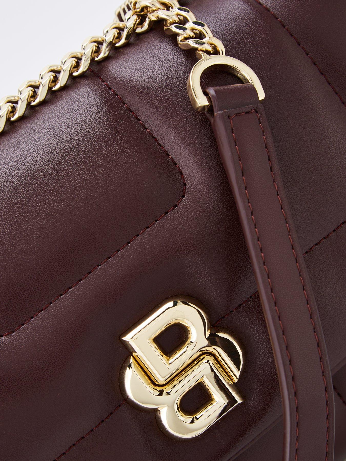 boss-icon-shoulder-bag-redoutfit
