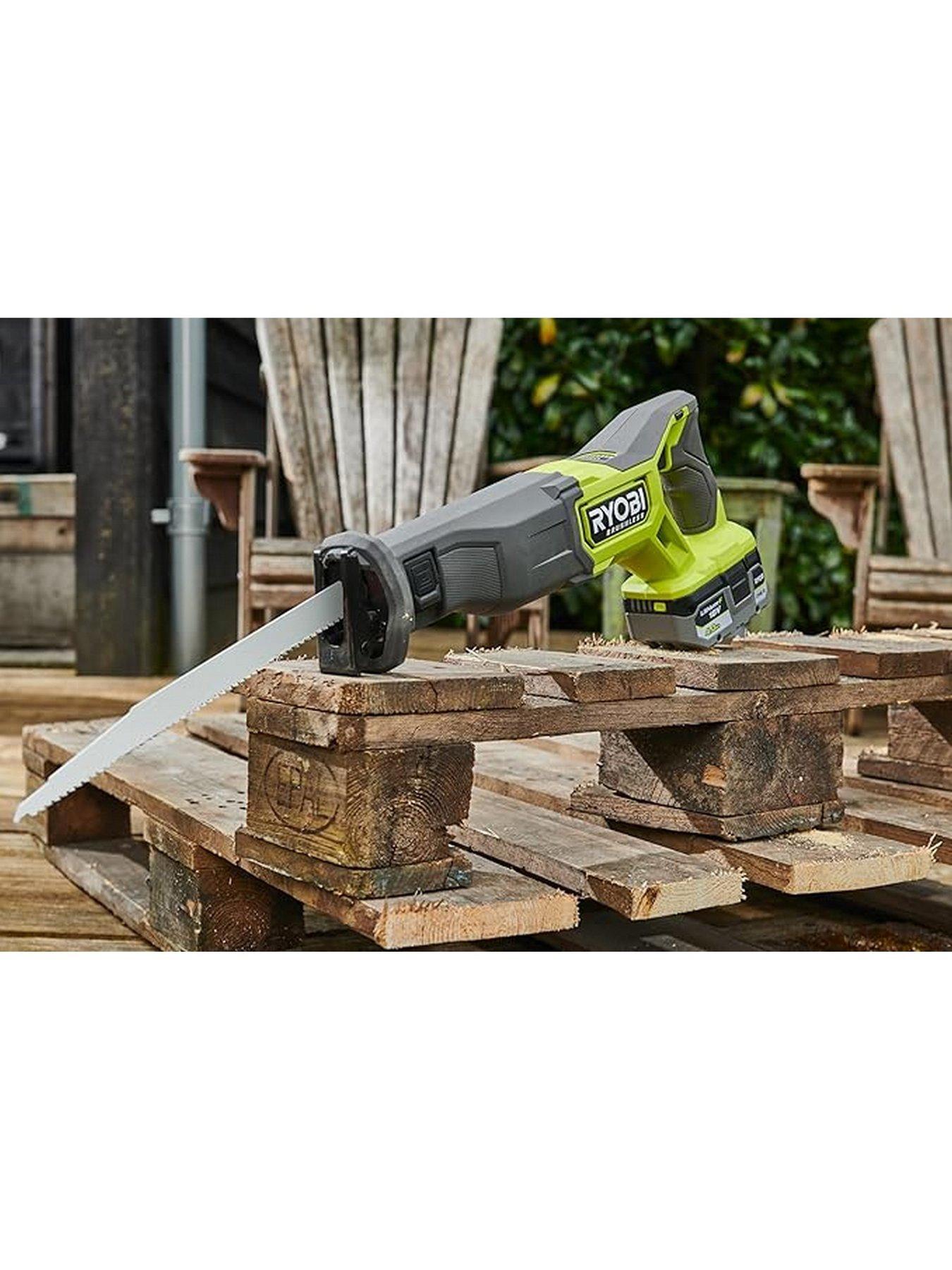 ryobi-18v-brushless-reciprocating-sawoutfit