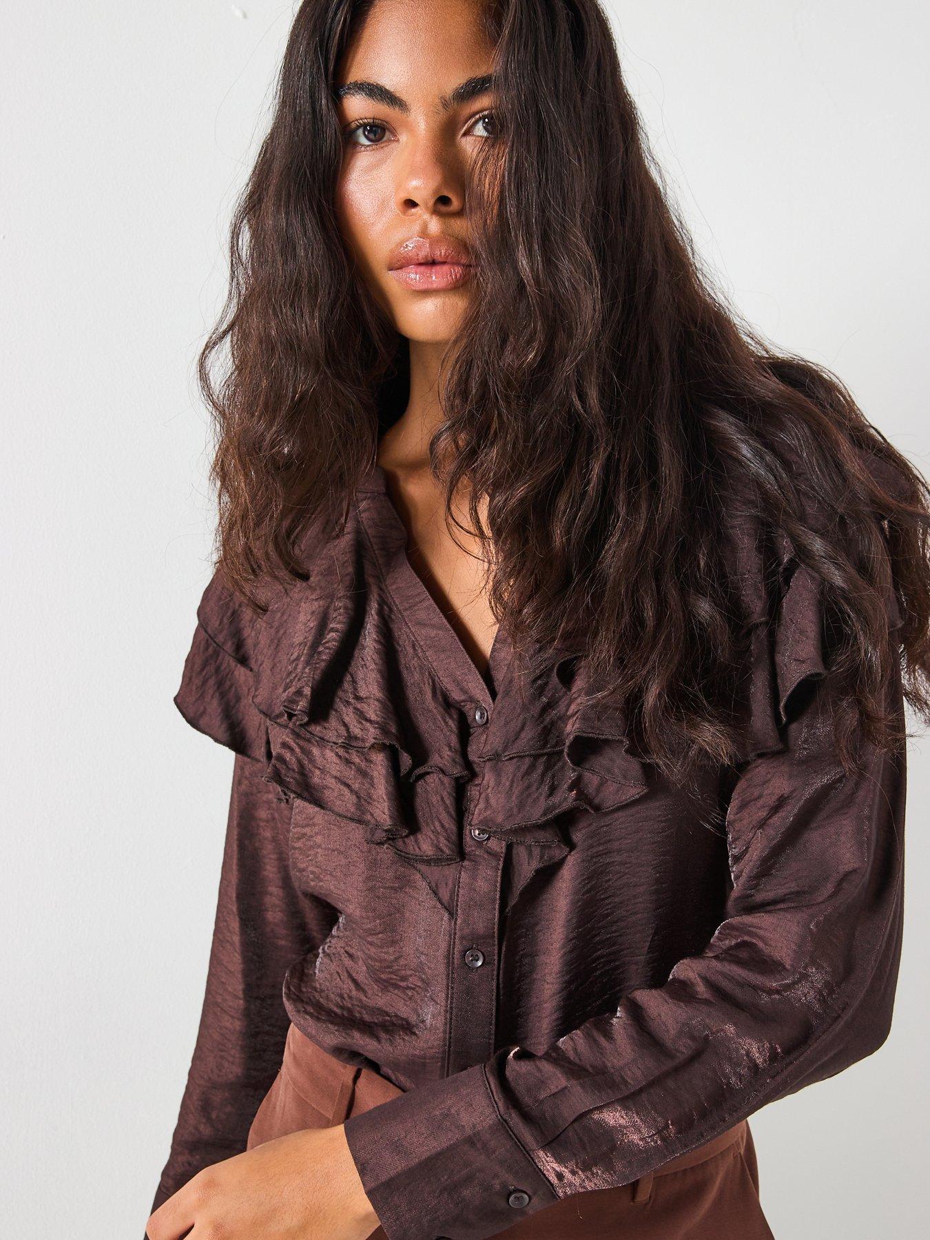 vero-moda-lizzi-long-sleeve-flounce-top-browndetail