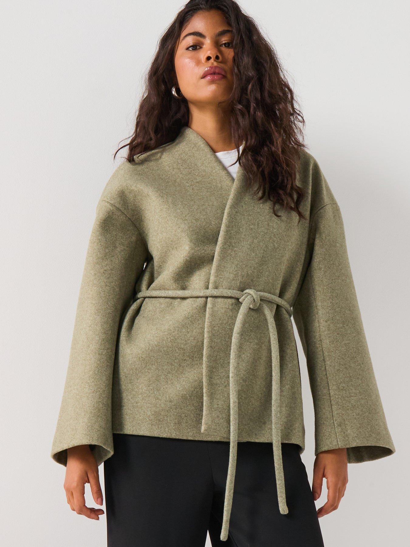 Image 5 of 5 of AWARE Sijina Long Sleeve V-neck Short Jacket - Green