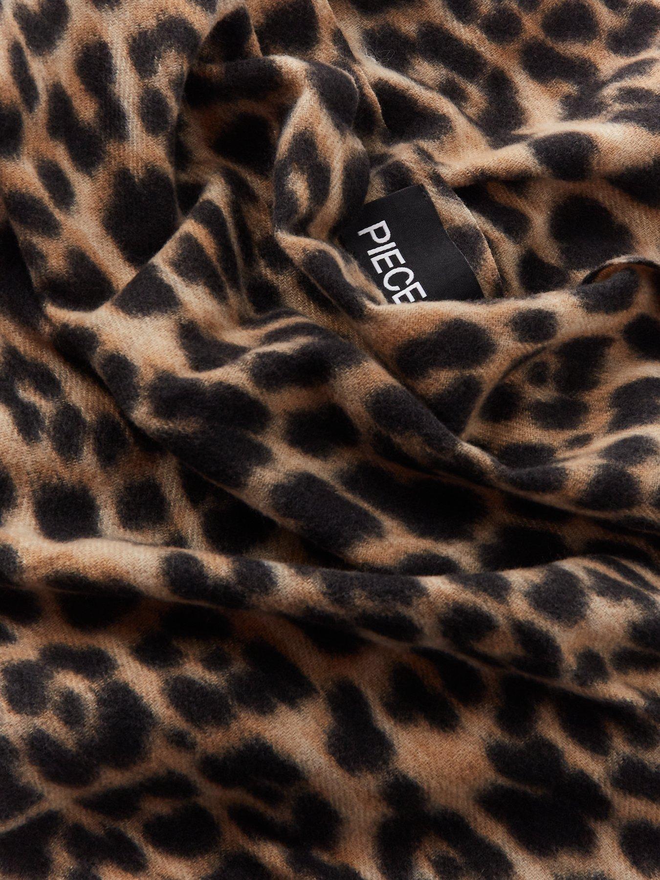 pieces-animal-print-long-scarf-leopard-printdetail