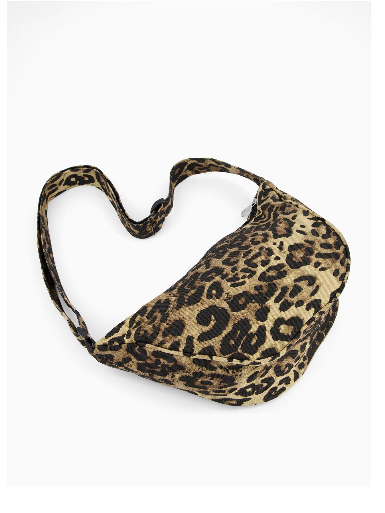 Image 2 of 4 of PIECES Amanda Fabric Leopard Bumbag - Multi