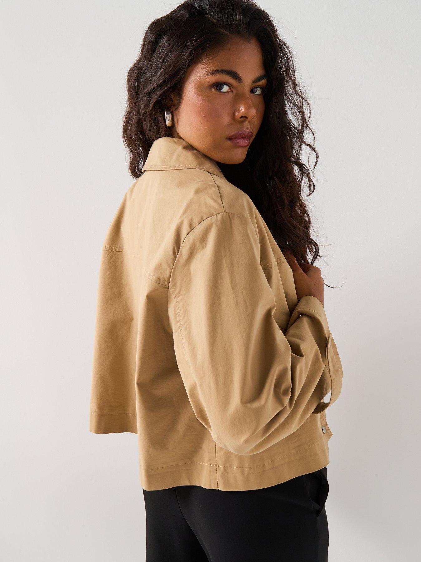only-liana-long-sleeve-short-trench-jacket-beigestillFront