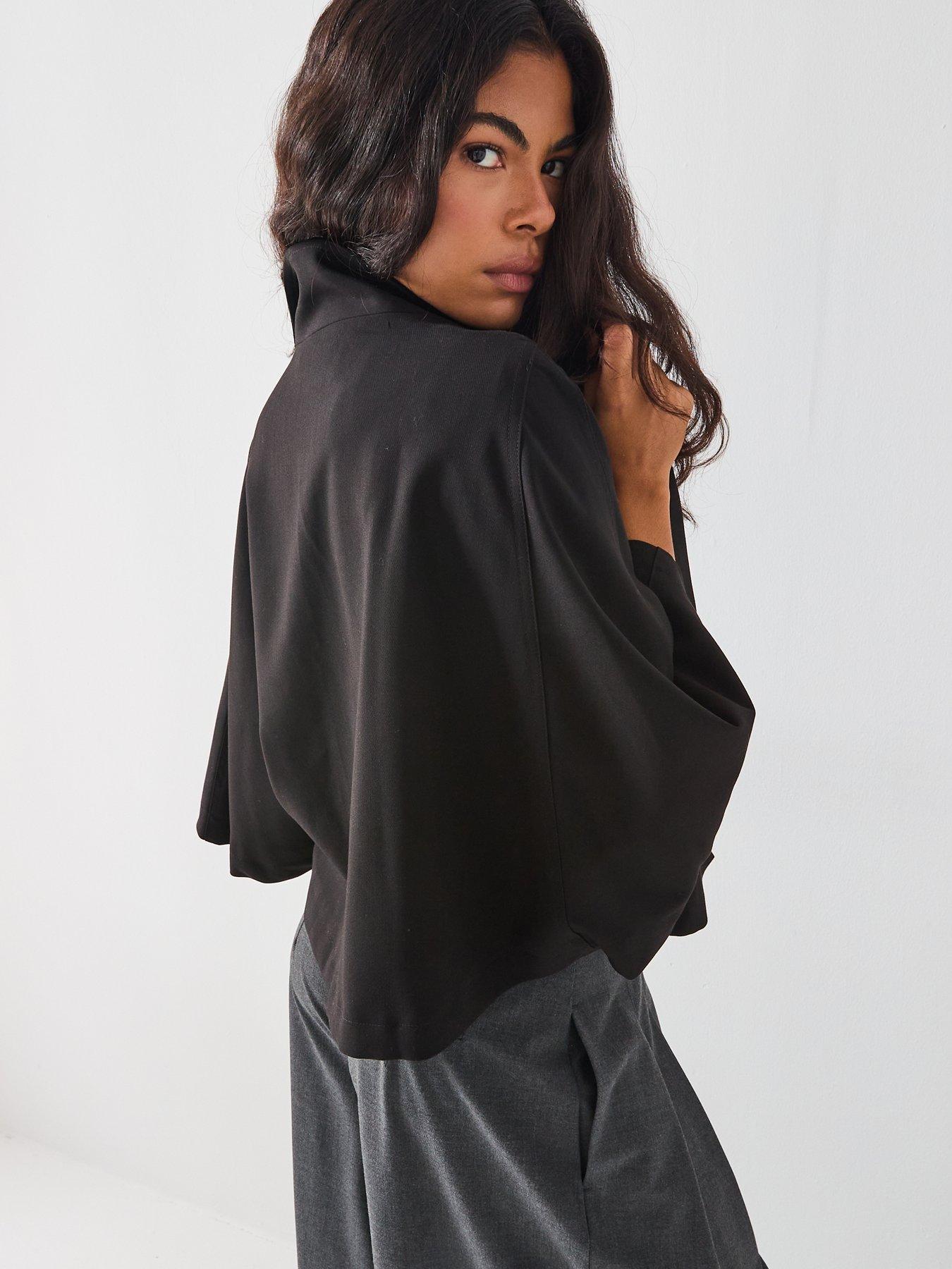 vero-moda-cape-jacket-blackdetail