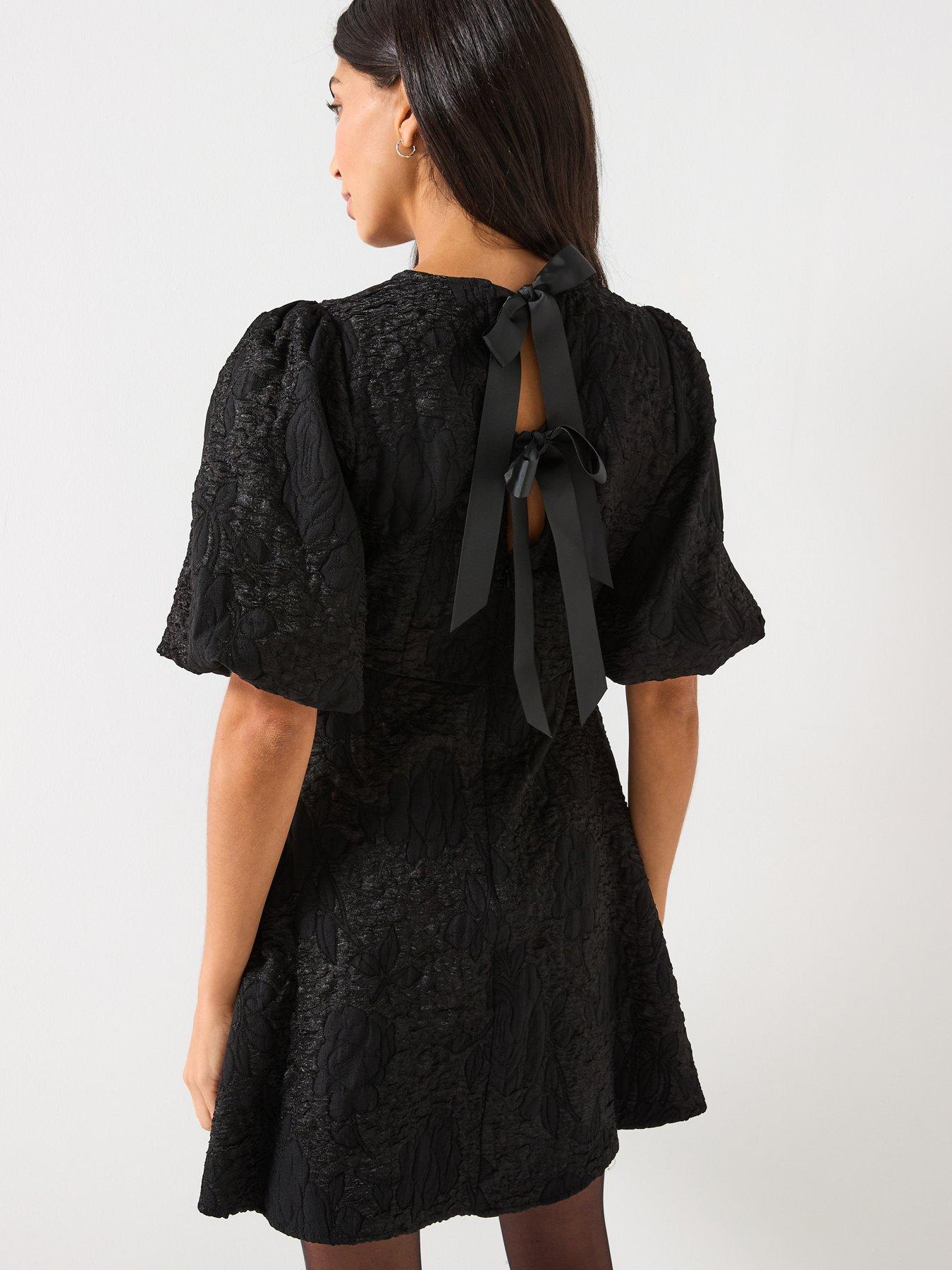 jdy-dora-short-sleeve-dress-blackstillFront