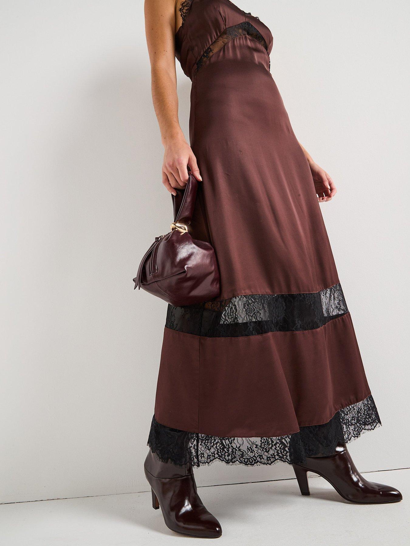 rouge-lace-singlet-dress-browndetail