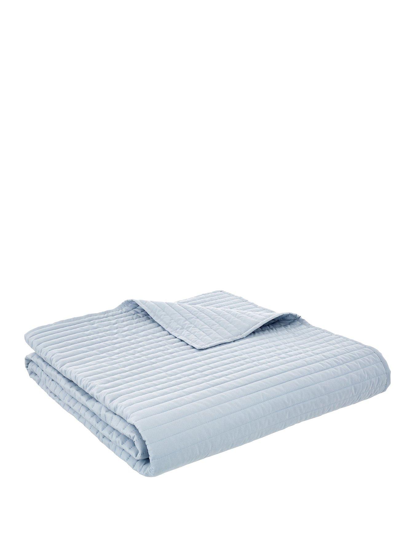 bianca-quilted-lines-bedspread--220x230cm-bluestillFront