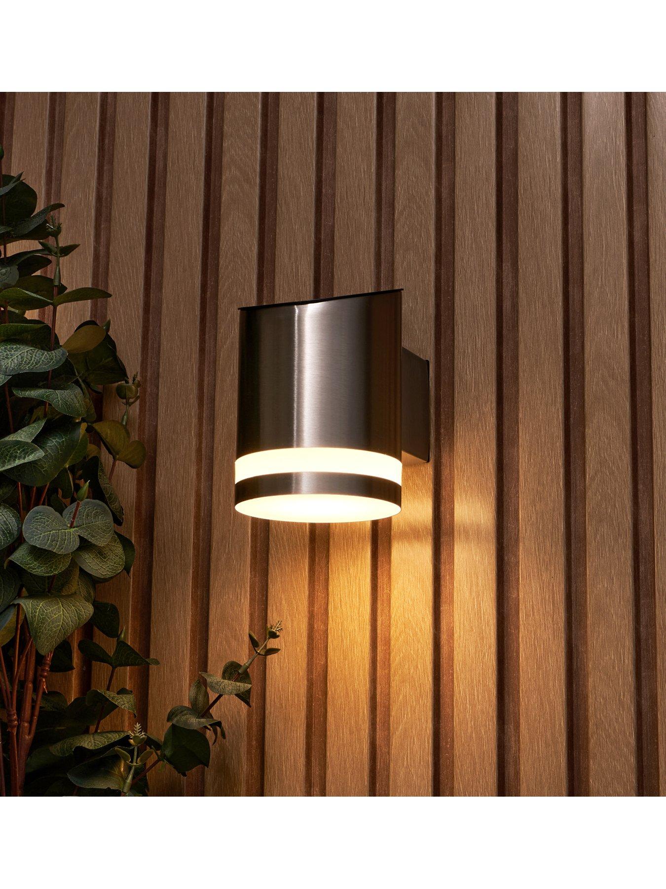 zinc-trimdon-solar-led-wall-light-100lm-sst