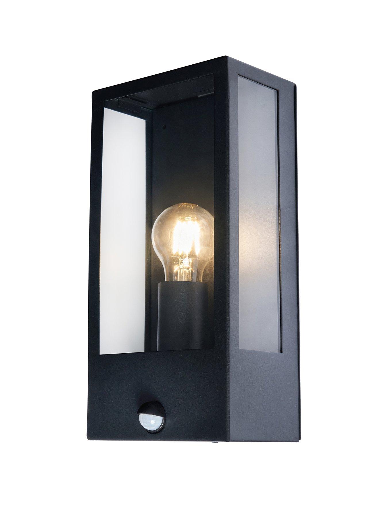 zinc-minerva-wall-lantern-with-pirback