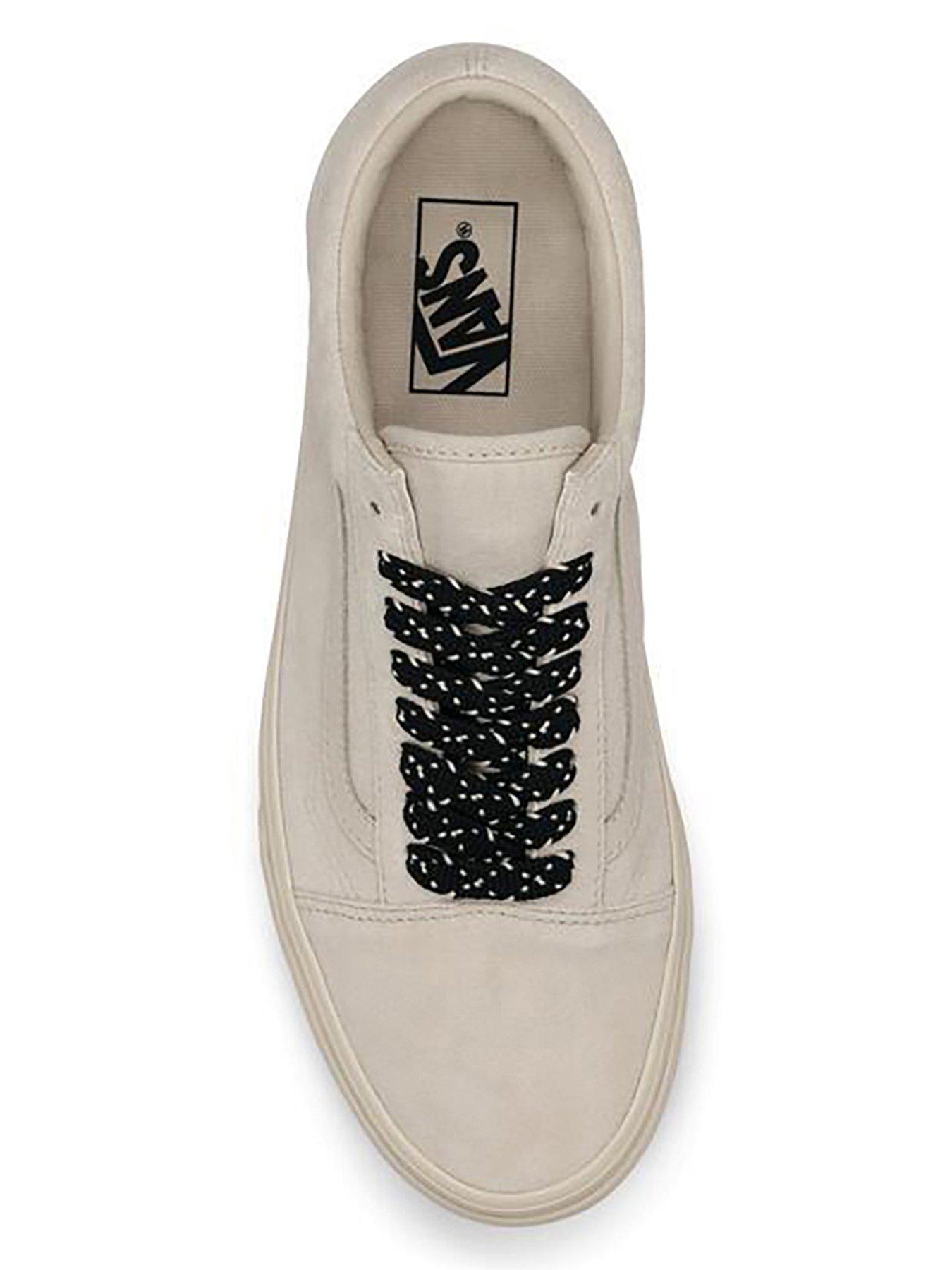 vans-mens-old-skool-trainers-beigeoutfit