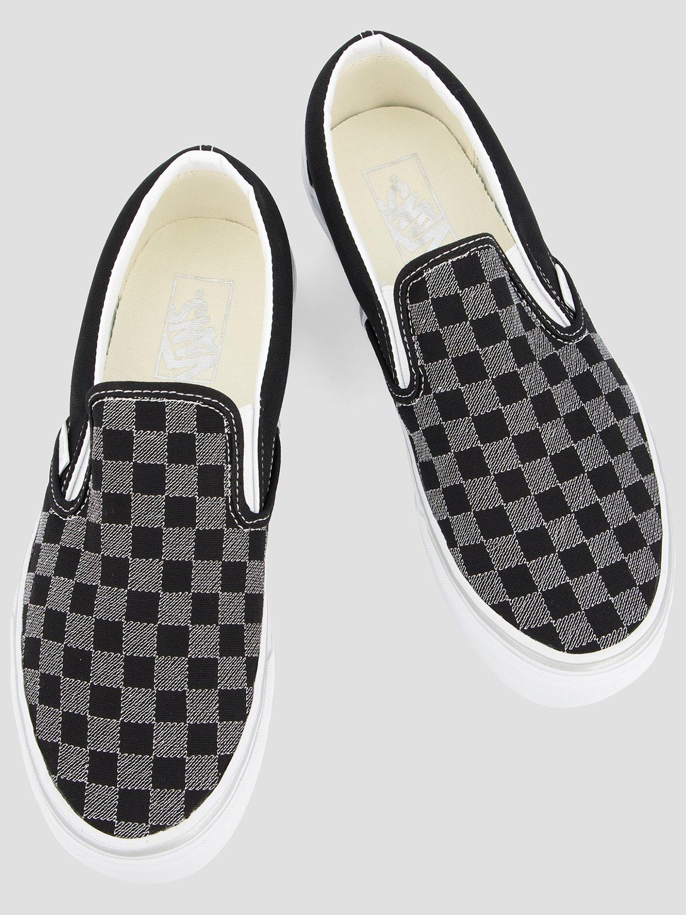 vans-unisex-classic-slip-on-platform-metallic-checkerboard-blackoutfit