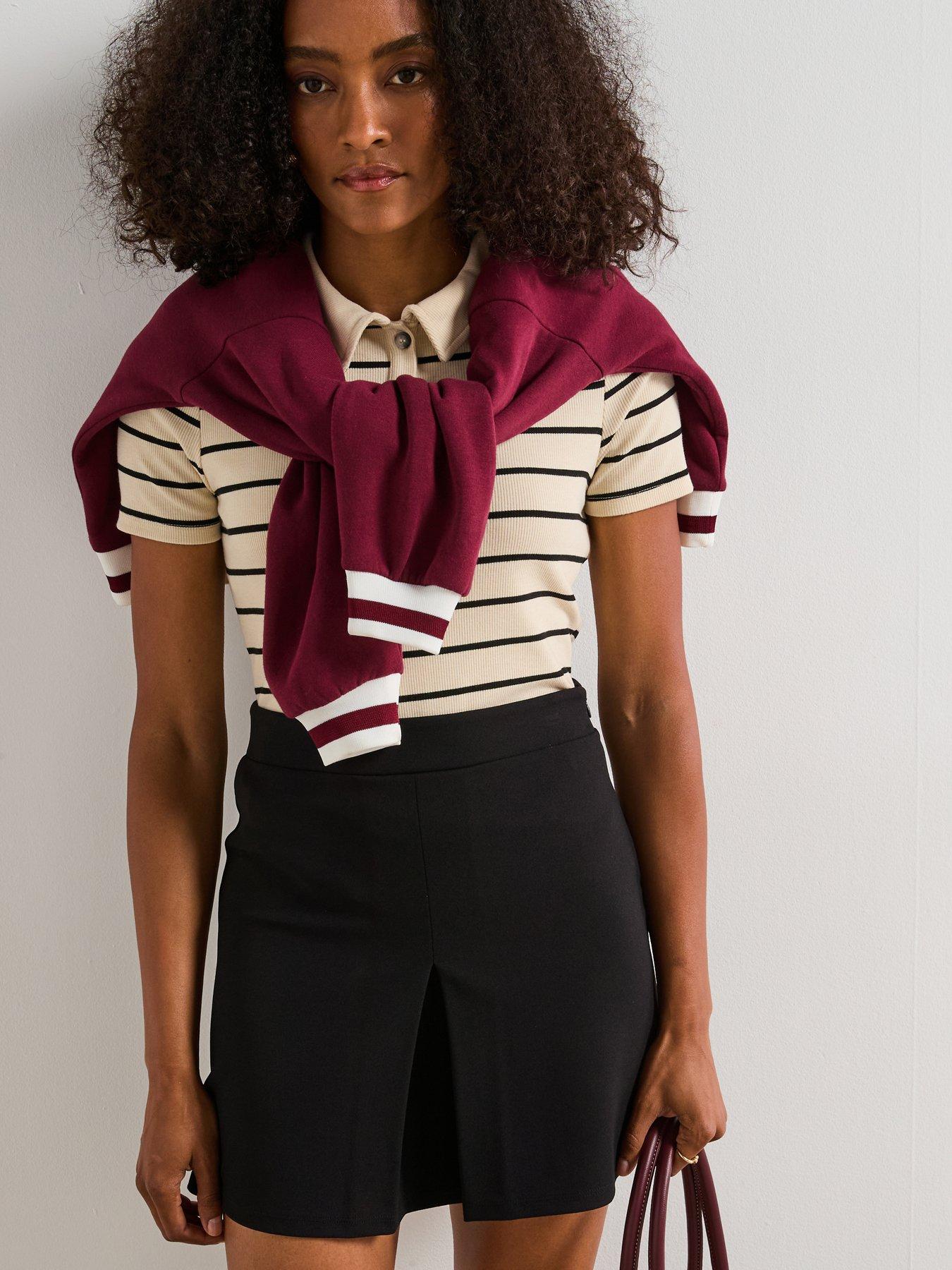Image 4 of 6 of V by Very Pleat Detail Mini Skirt - Black
