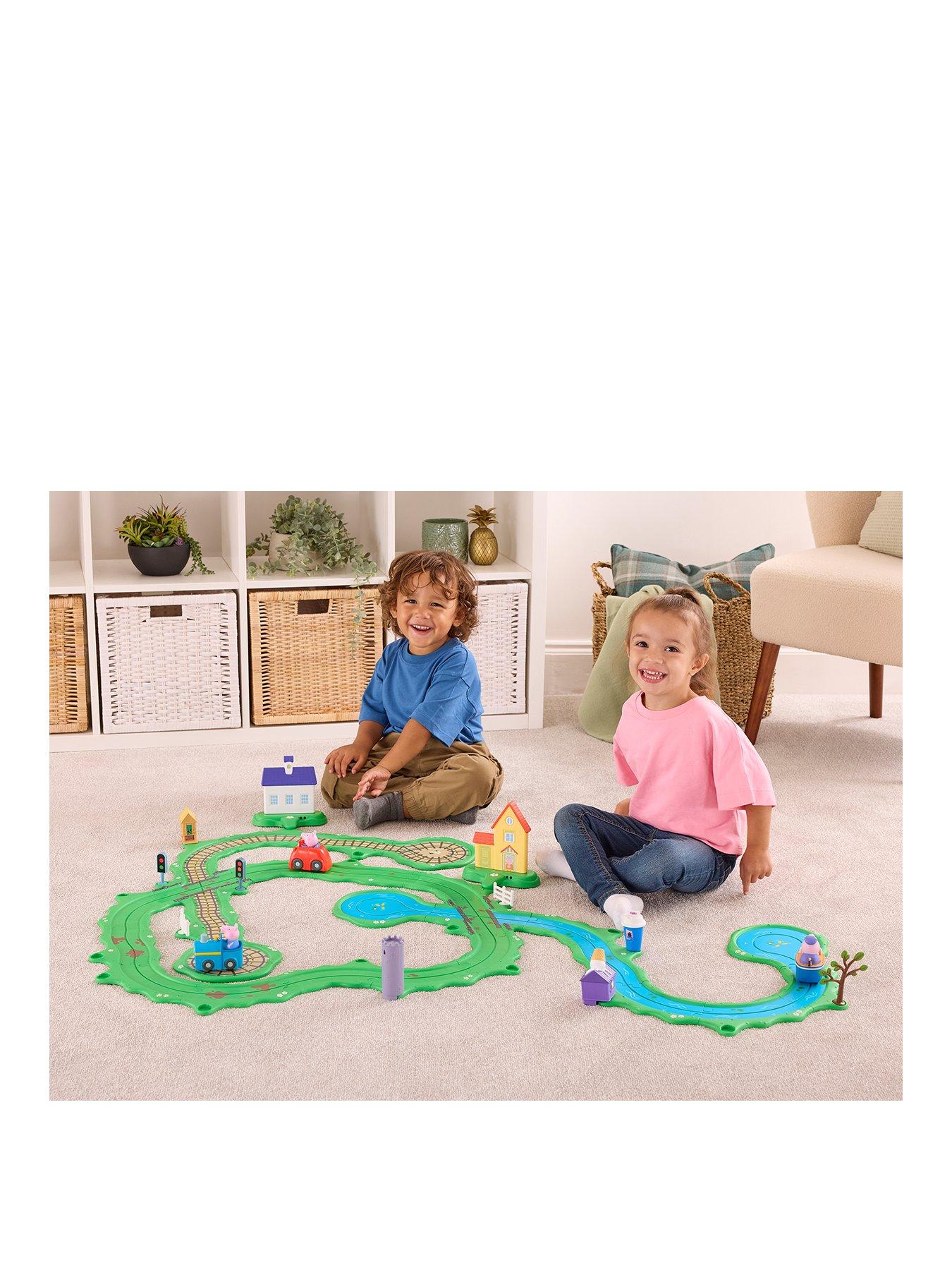 Peppa Pig Whizz-Around Peppa Great Big World Set