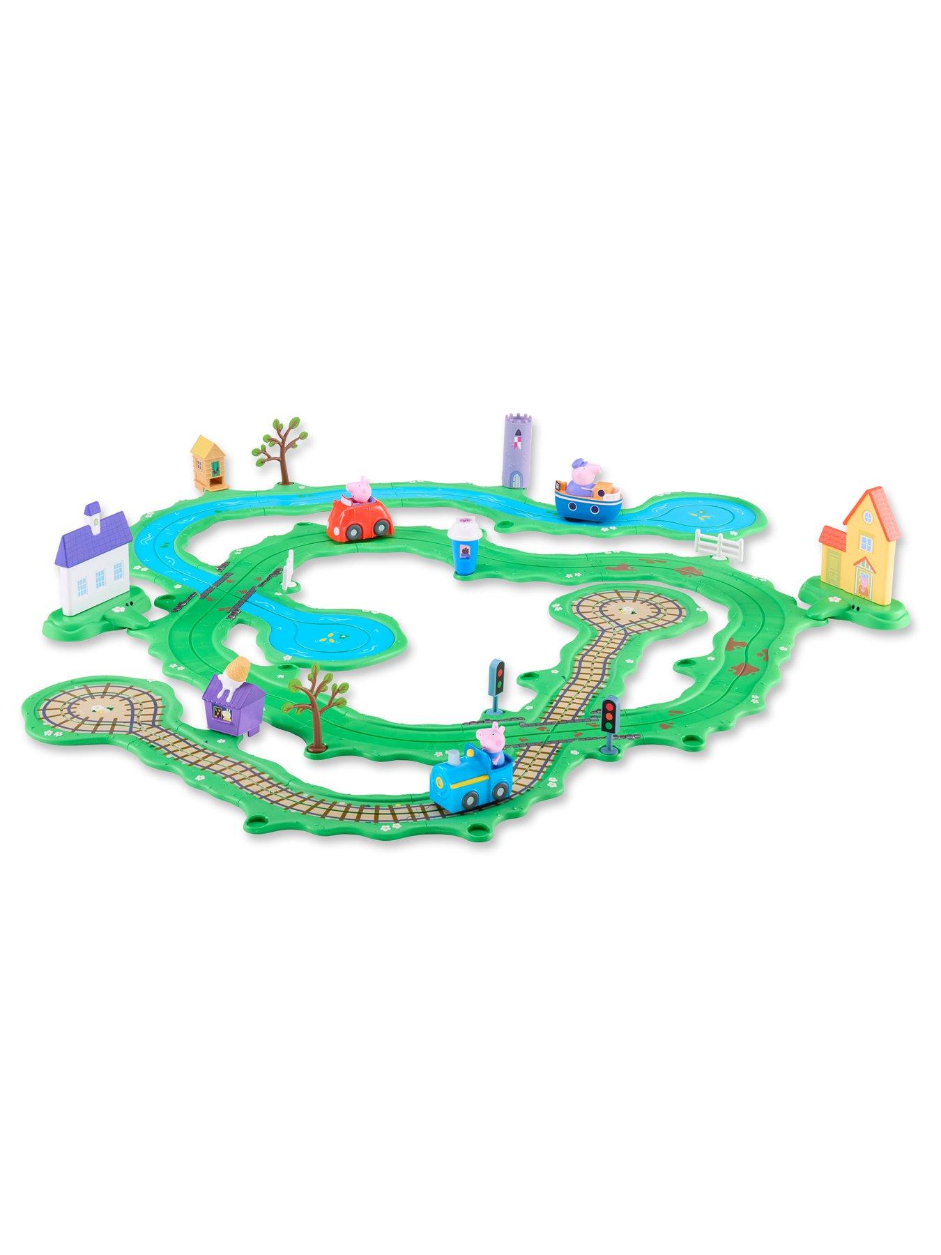 peppa-pig-whizz-around-peppa-great-big-world-setdetail