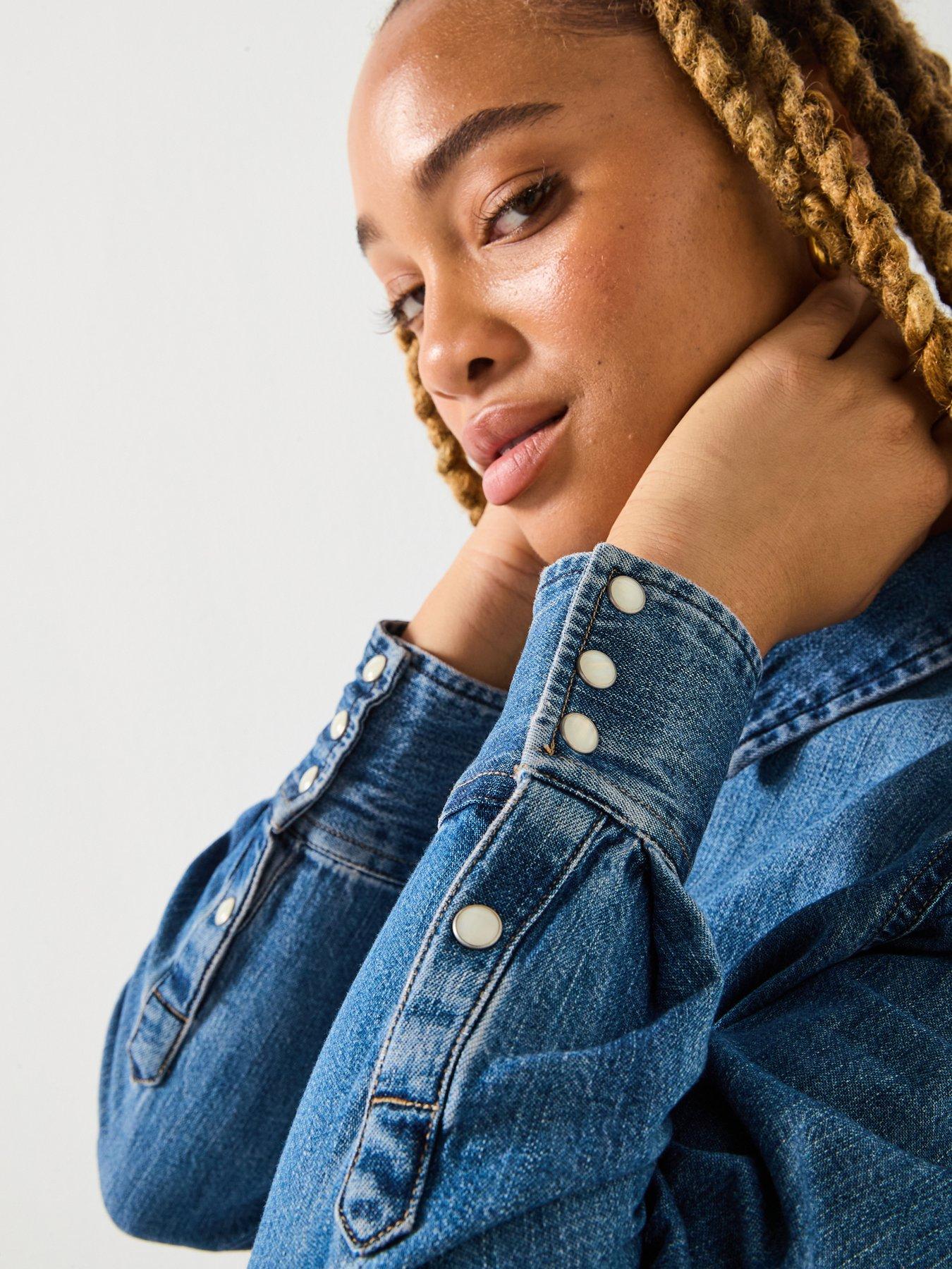 wrangler-femme-peplum-long-sleeve-shirt-light-hand-bluedetail