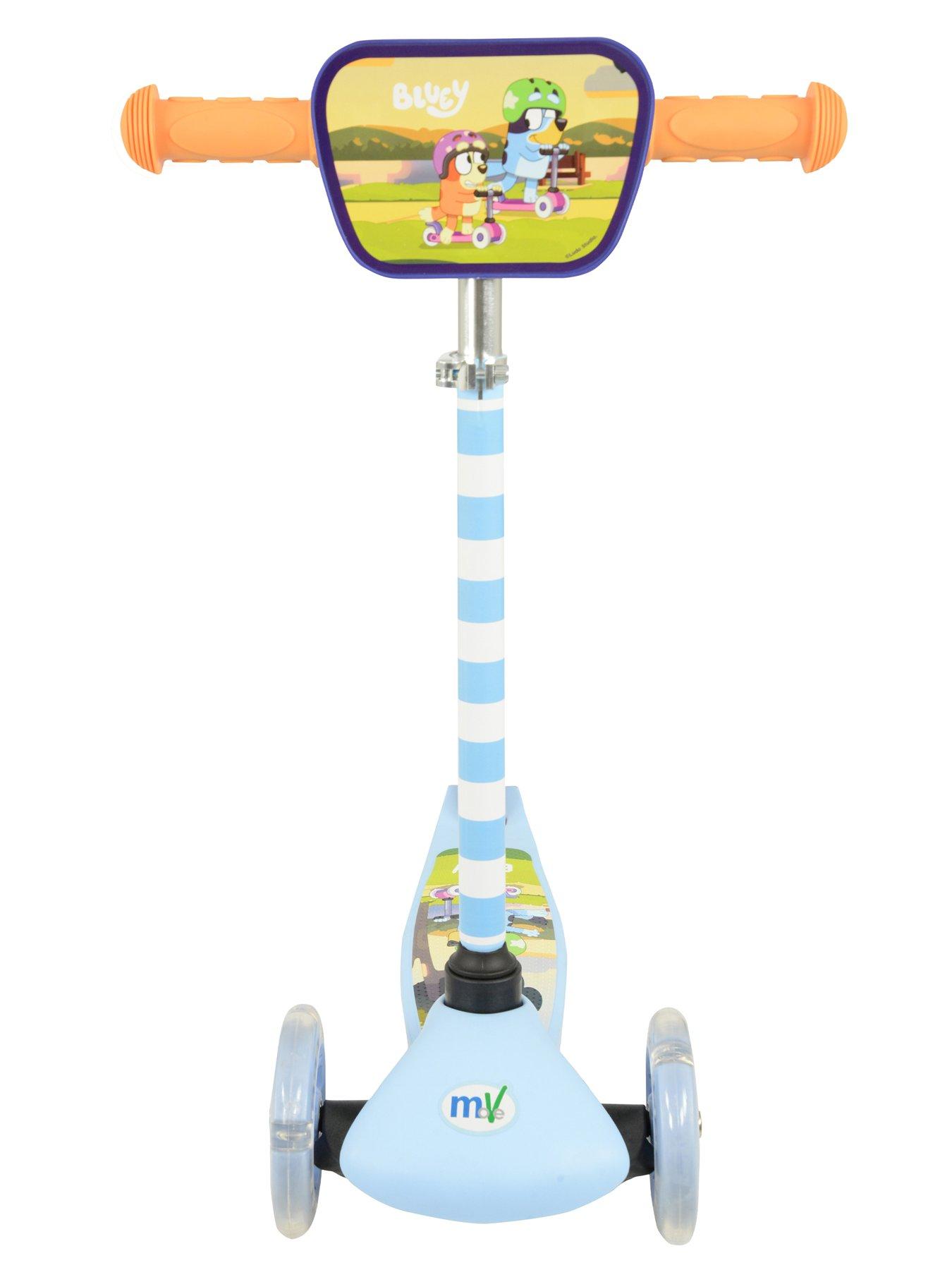 Image 2 of 5 of Bluey Mini Go! Tilt Scooter with Lights