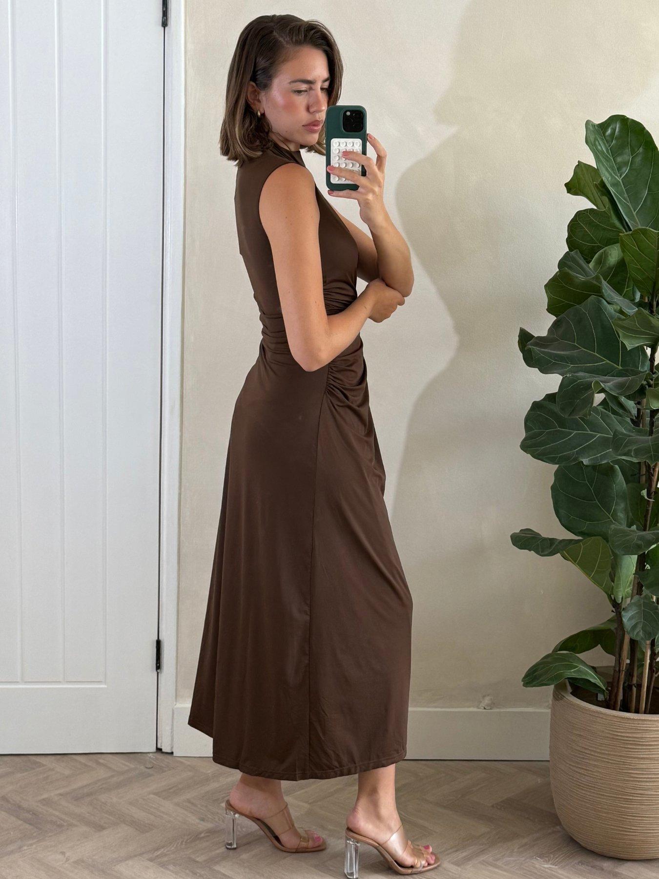 style-cheat-jersey-drape-dress-brownoutfit