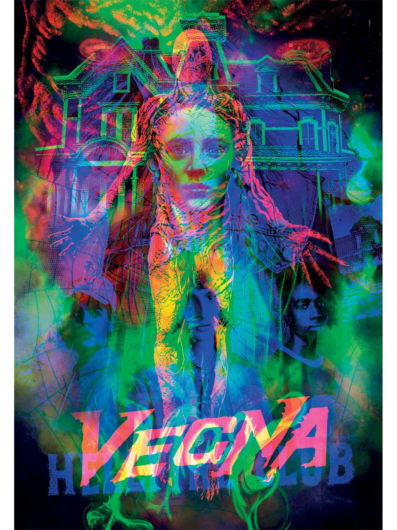 Image 2 of 5 of Clementoni Stranger Things &ndash; Vecna's Curse &ndash; 520-Piece Jigsaw Puzzle with Metamorphic Art and LED Light Display