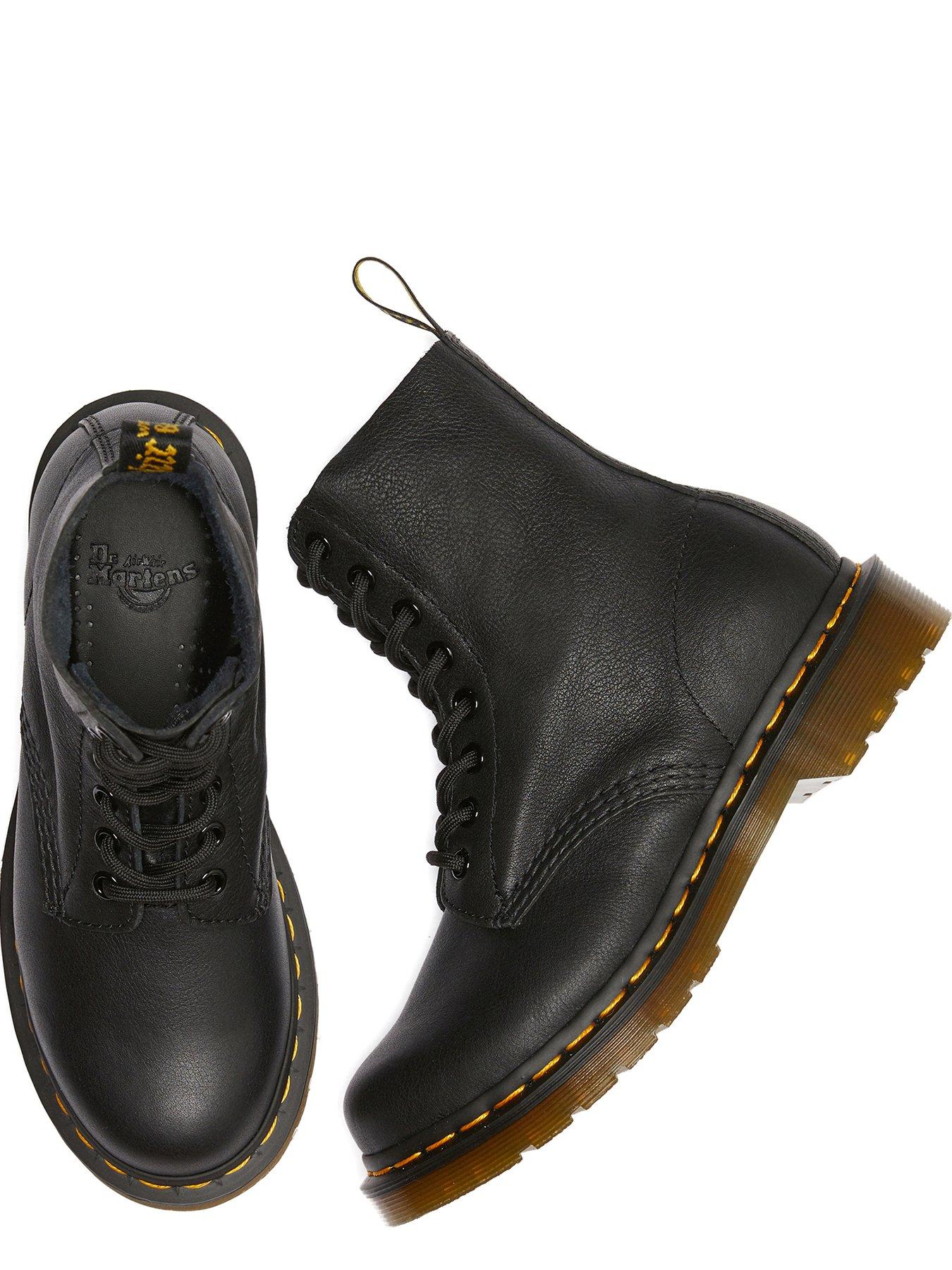 dr-martens-1460-pascal-8-eye-boot-virginia-blackdetail