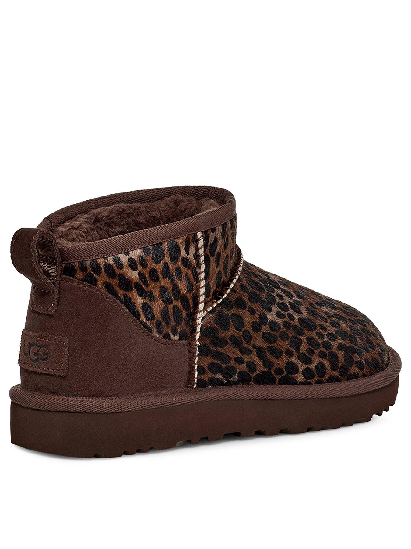 ugg-classic-ultra-mini-caspian-boots-animal-printback