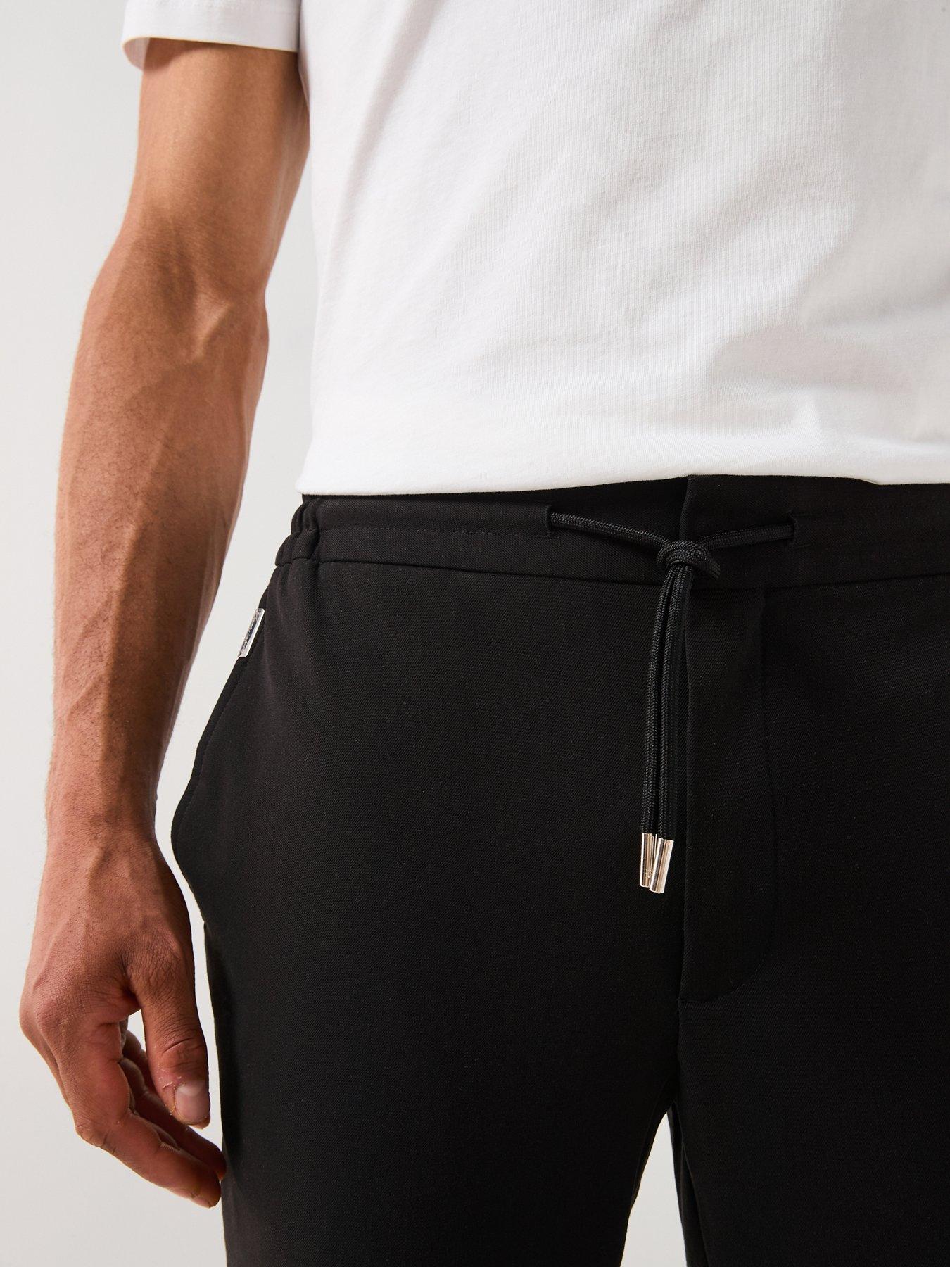 river-island-smart-joggers-blackoutfit