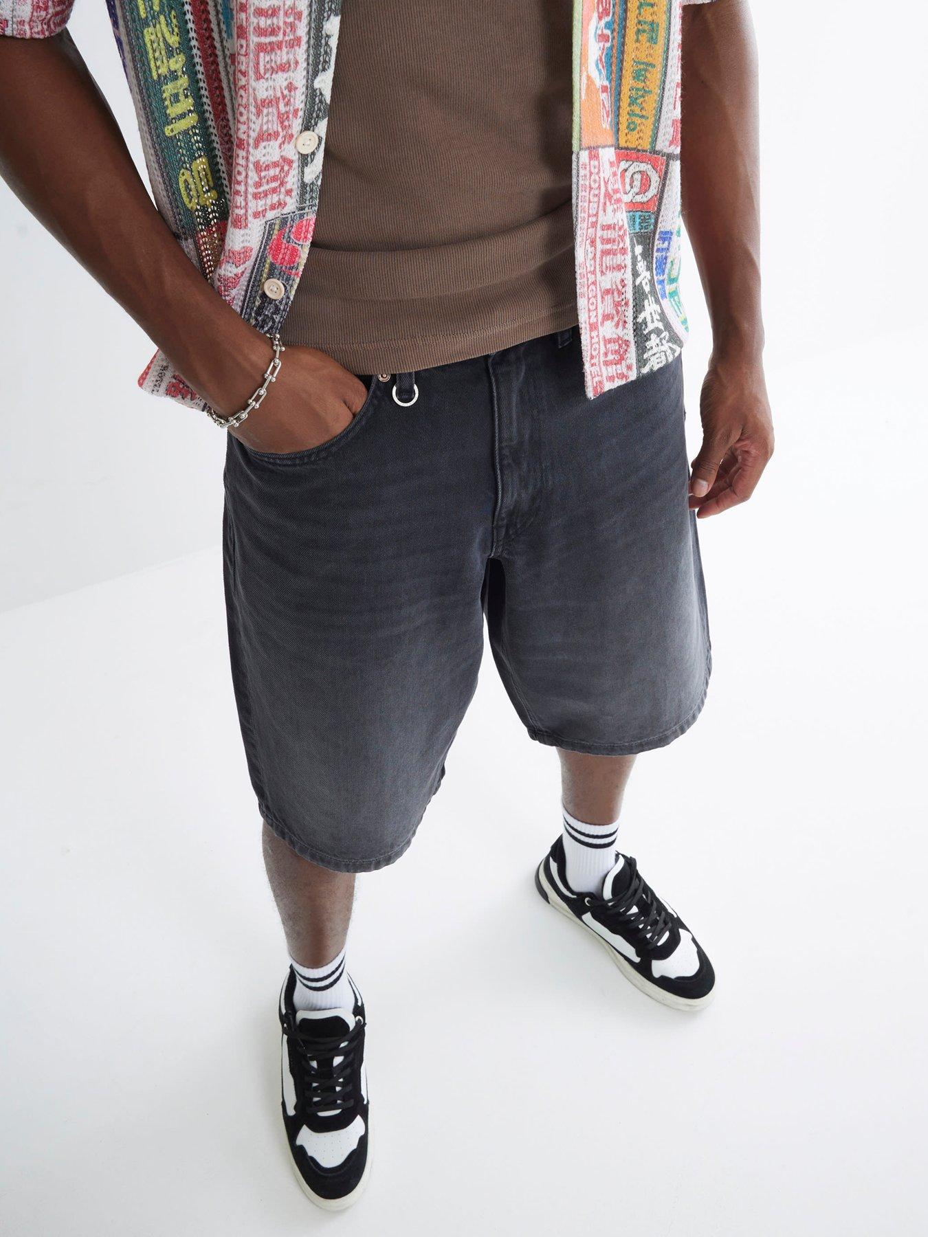 river-island-valdez-denim-shorts-blackoutfit