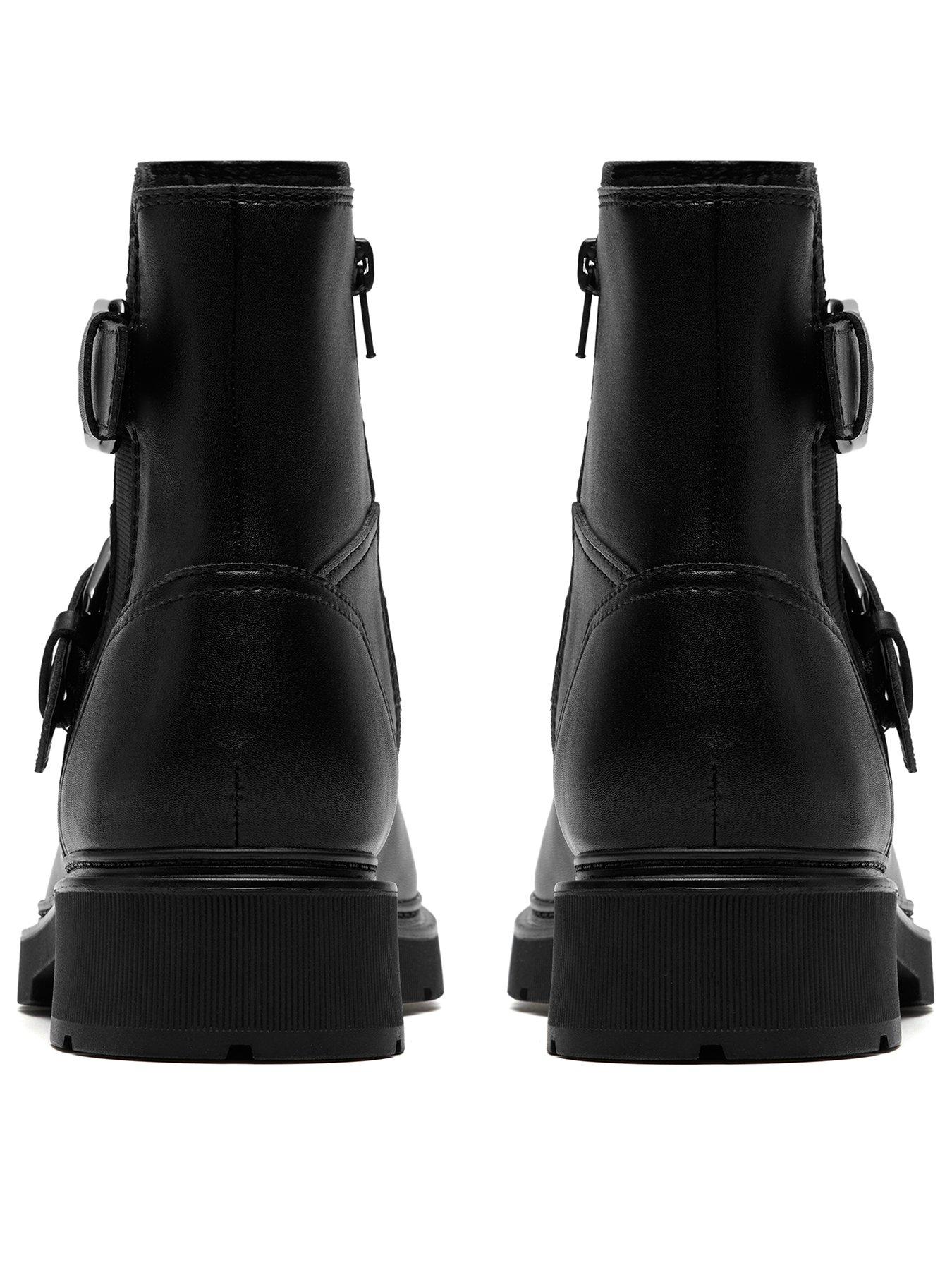 clarks-wide-fit-lauryl-bay-boots-blackback