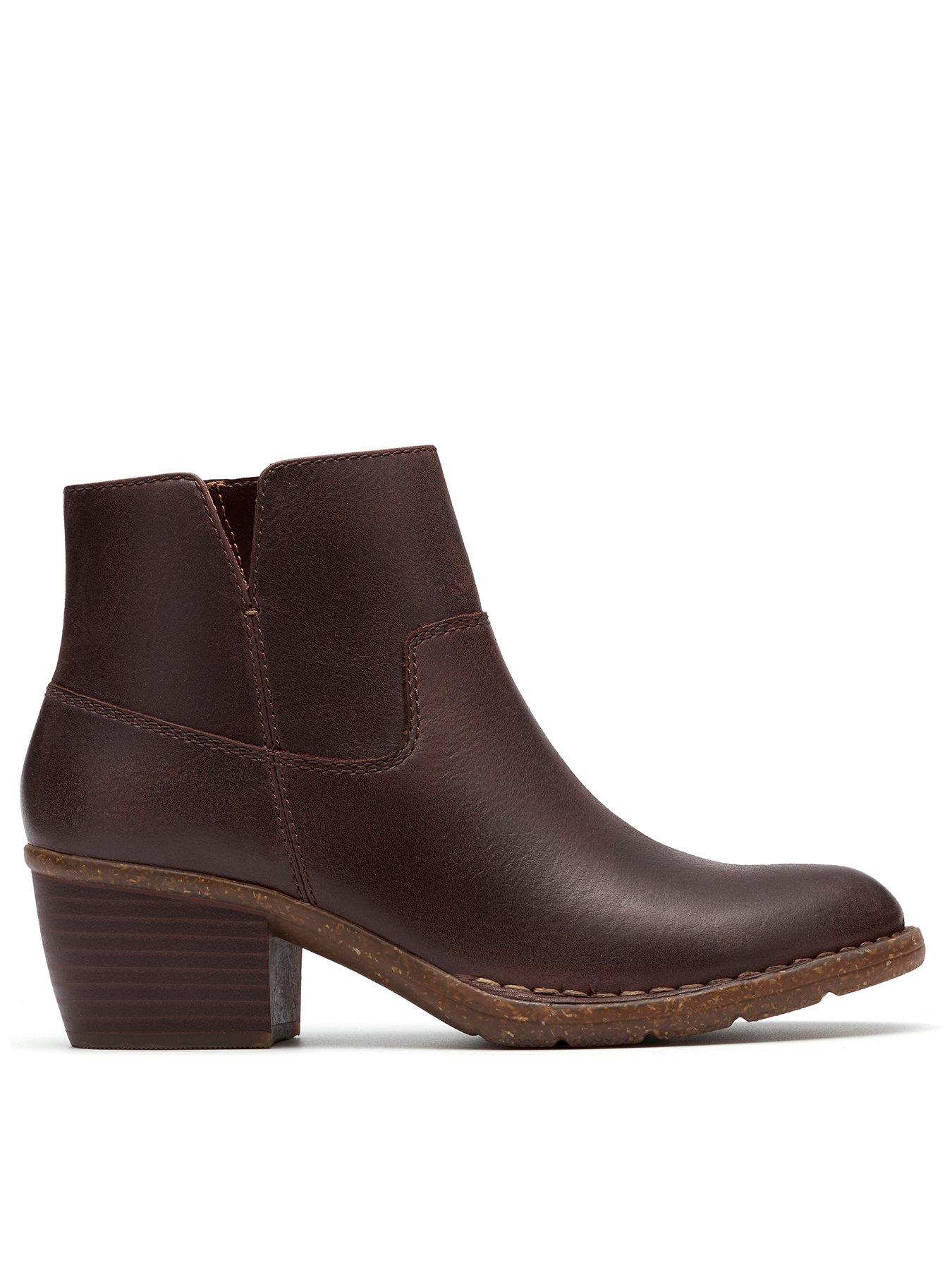 clarks-wide-fit-kastela-top-boots-brown