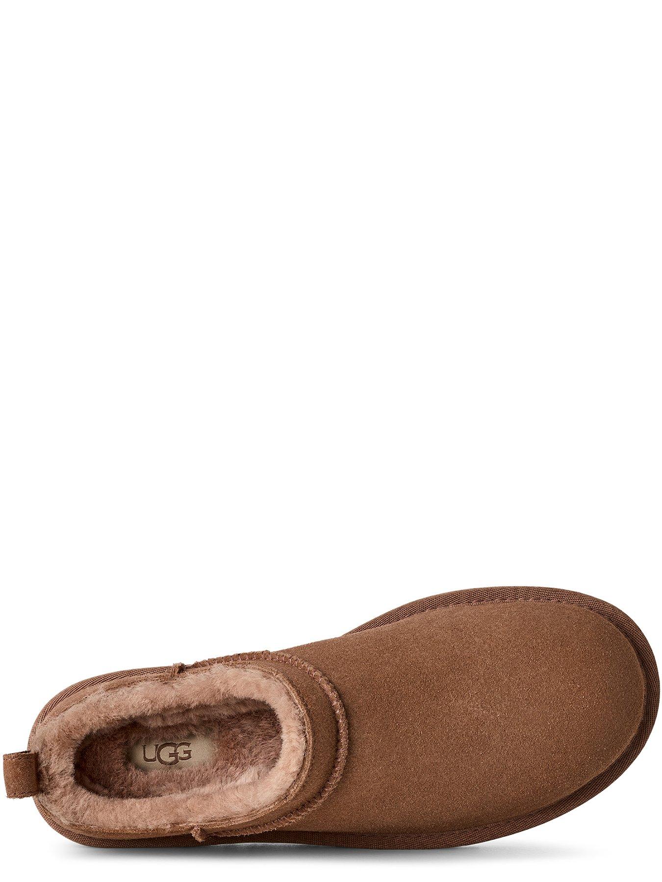 ugg-classic-micro-boots-light-brownoutfit