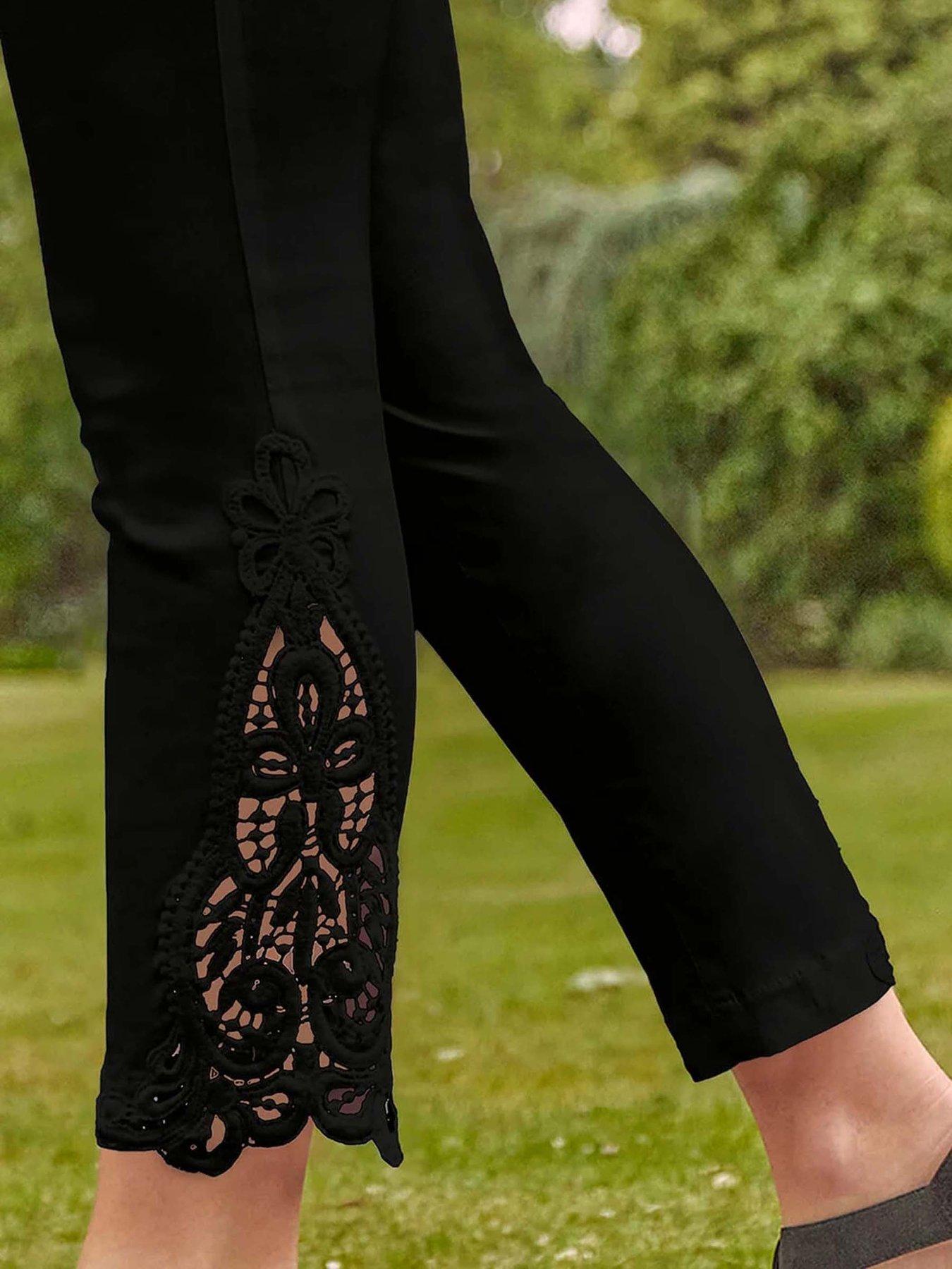 roman-lace-insert-elastic-waist-crop-trousers-blackoutfit