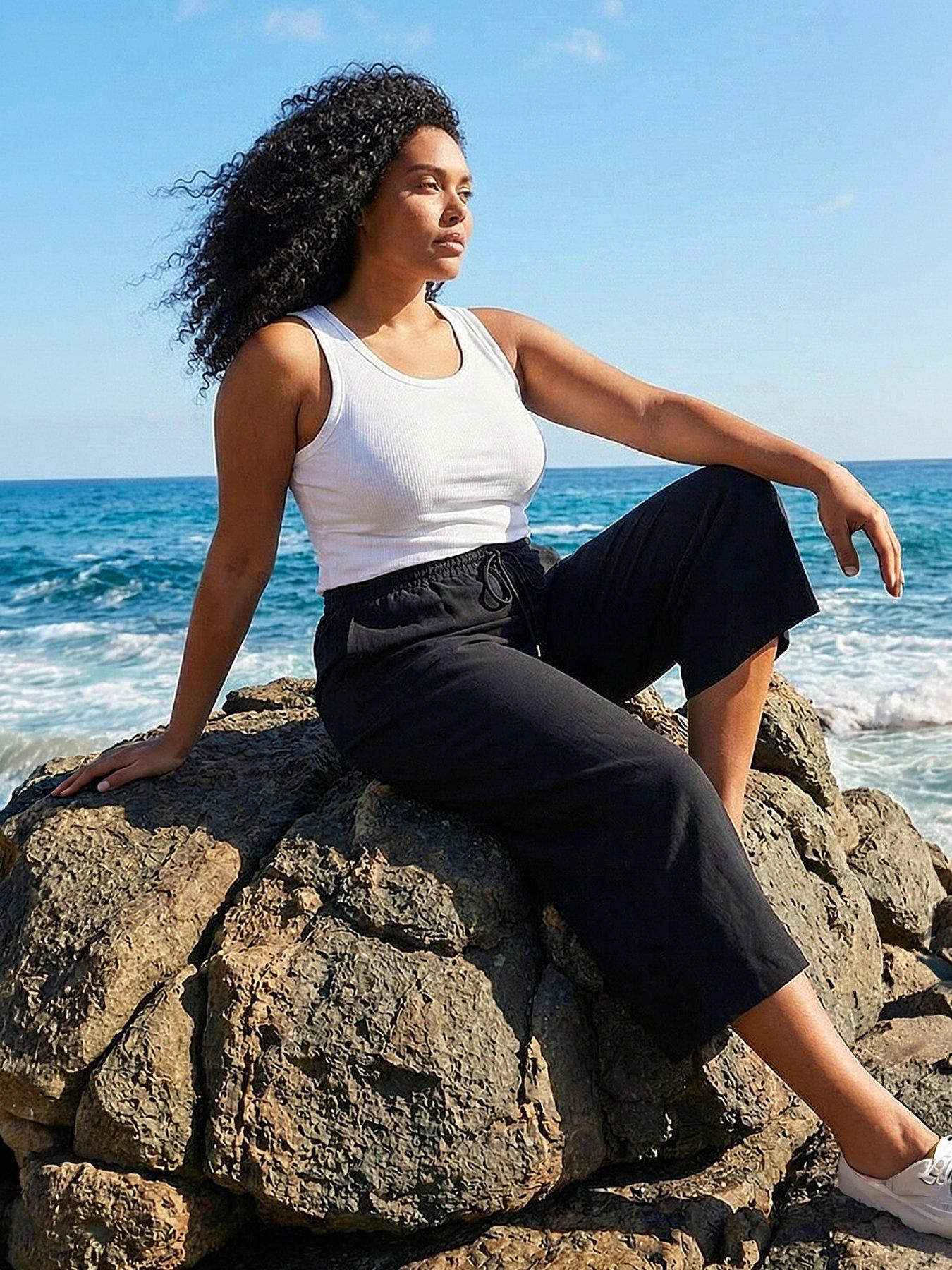 Roman Curve Linen Mix Cropped Trousers - Black