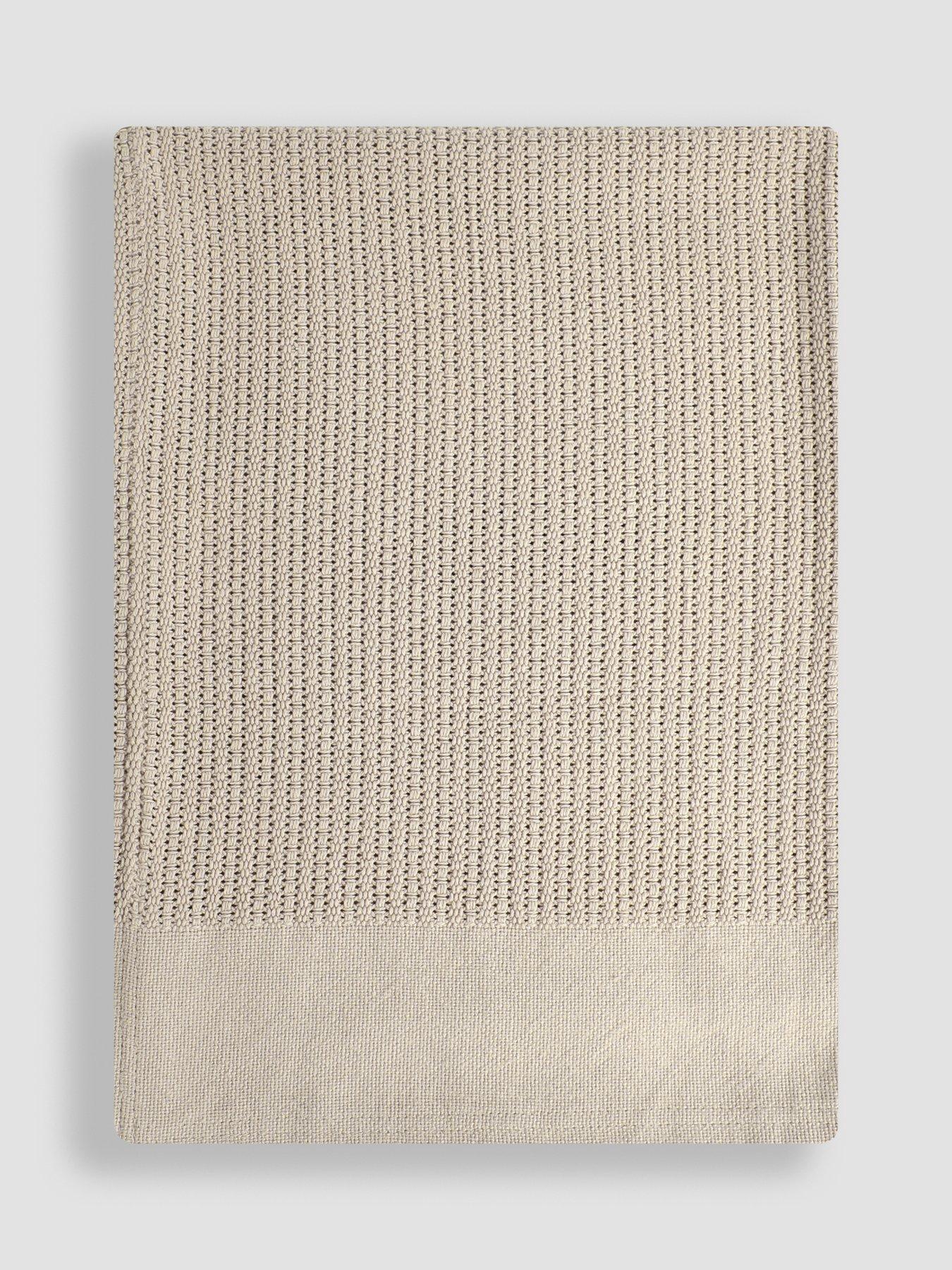 JoJo Maman Bebe Oatmeal Woven Cellular Blanket H5933