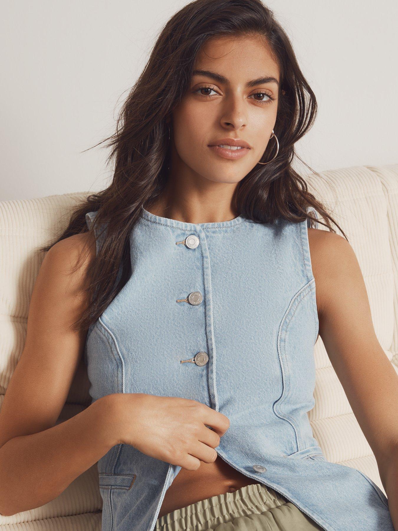 new-look-blue-panelled-longline-denim-waistcoatoutfit